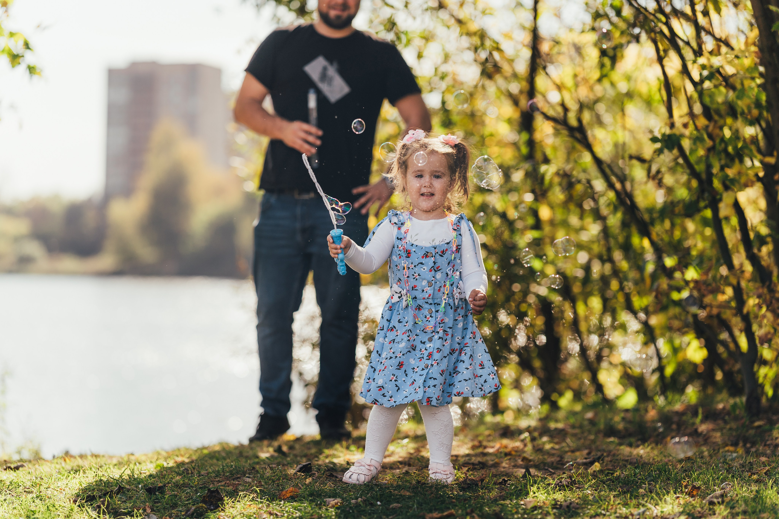 Денис с дочкой, Балашиха, парк Пехорка. Наталья Дукалова фотограф Щелково Королев Пушкино Москва Балашиха