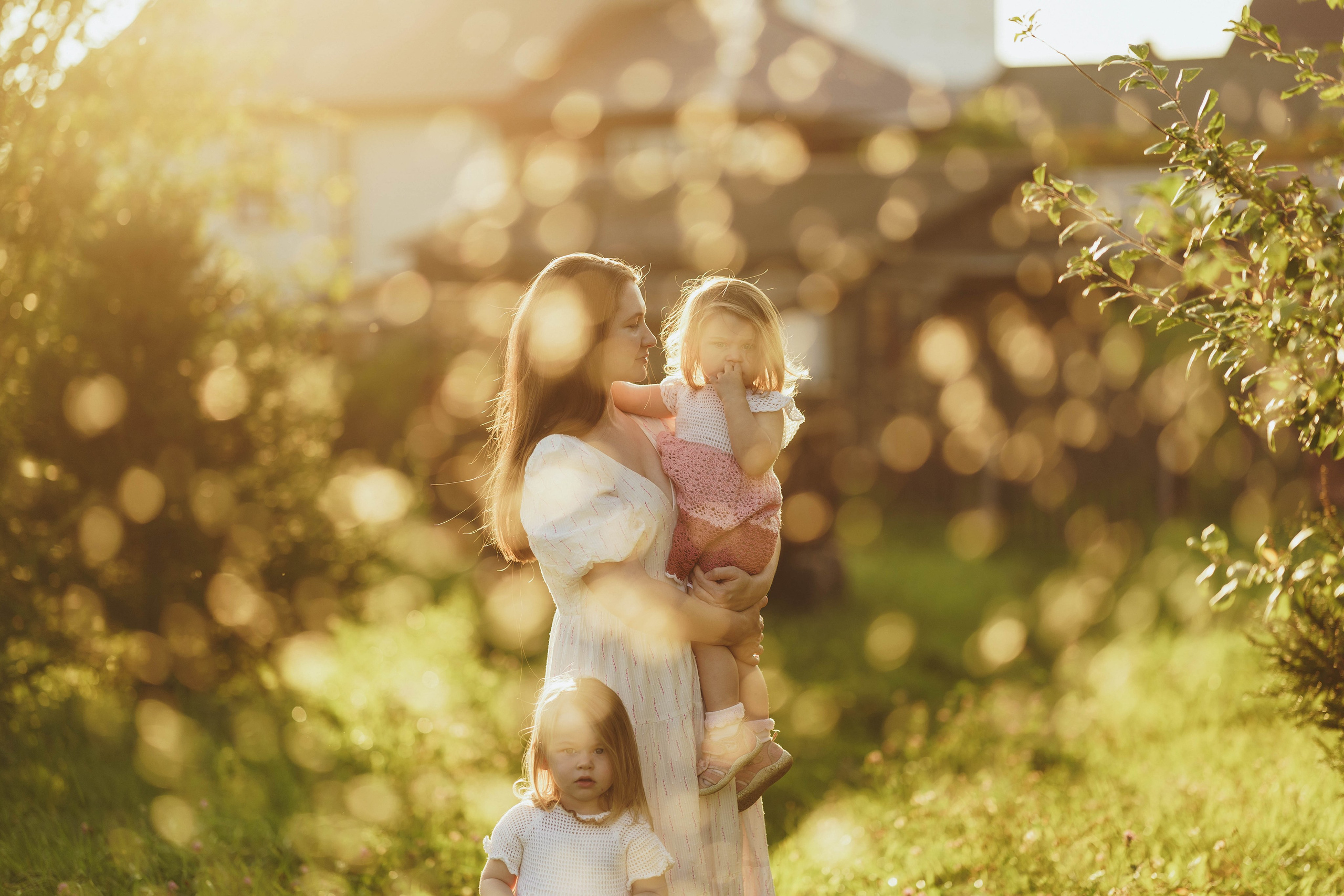 Мама с двойняшками, Костромская область. Наталья Дукалова фотограф Щелково Королев Пушкино Москва Балашиха