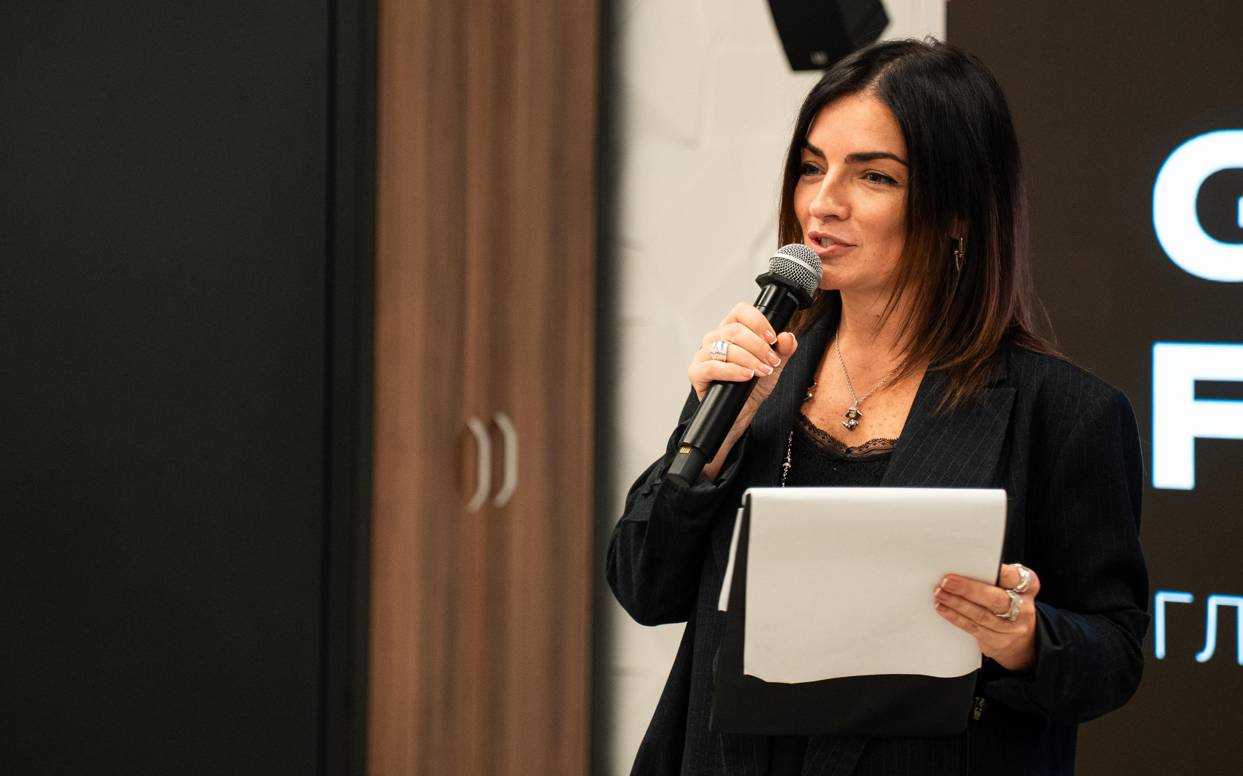 Global Tech Forum 27.03.2026. Коммерческий и художественный фотограф и видеограф в Москве Арсений Тургенев