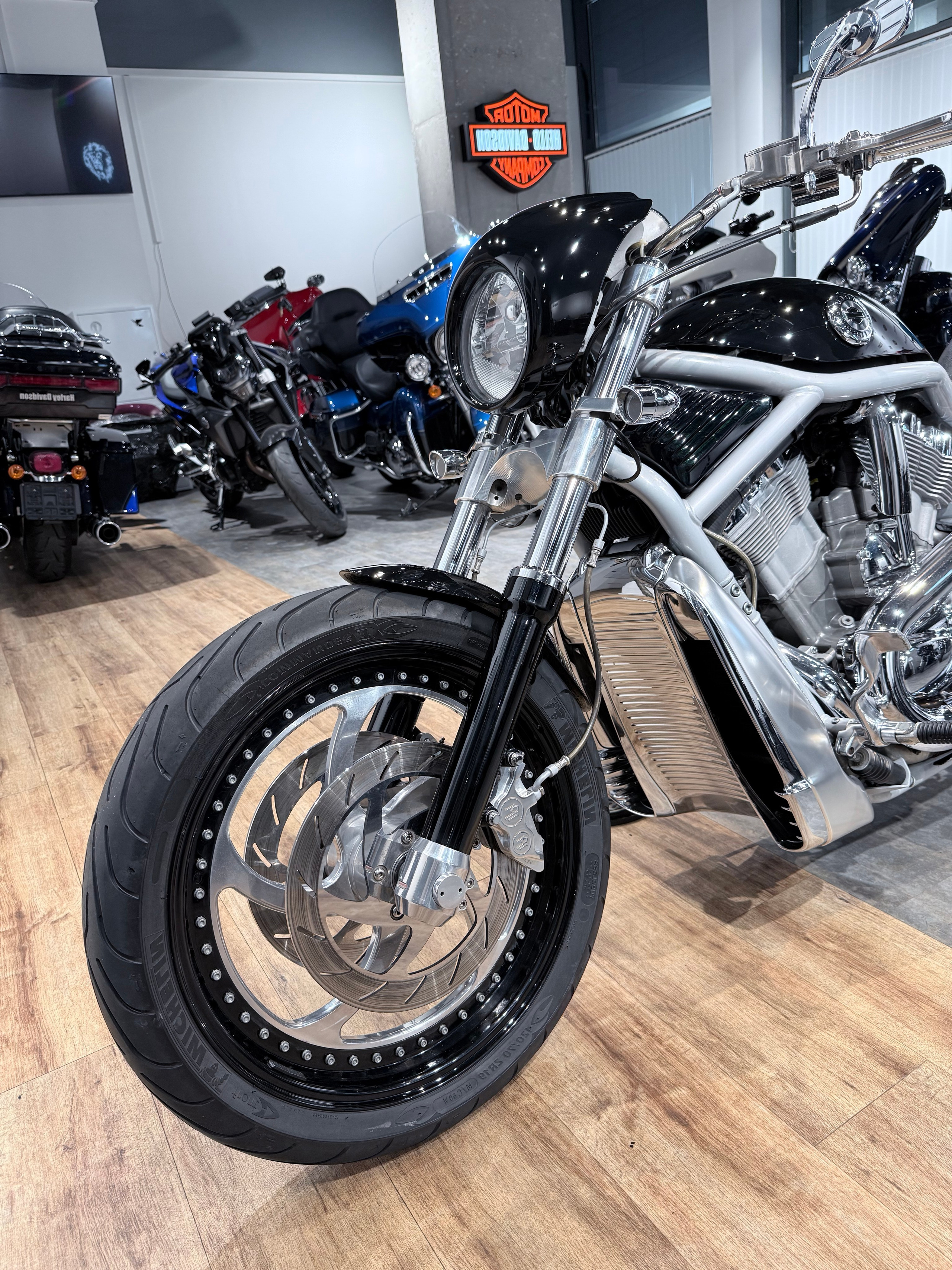 V-ROD 240 Rick's Edition. Hello Davidson, Москва. Только хорошие мотоциклы…