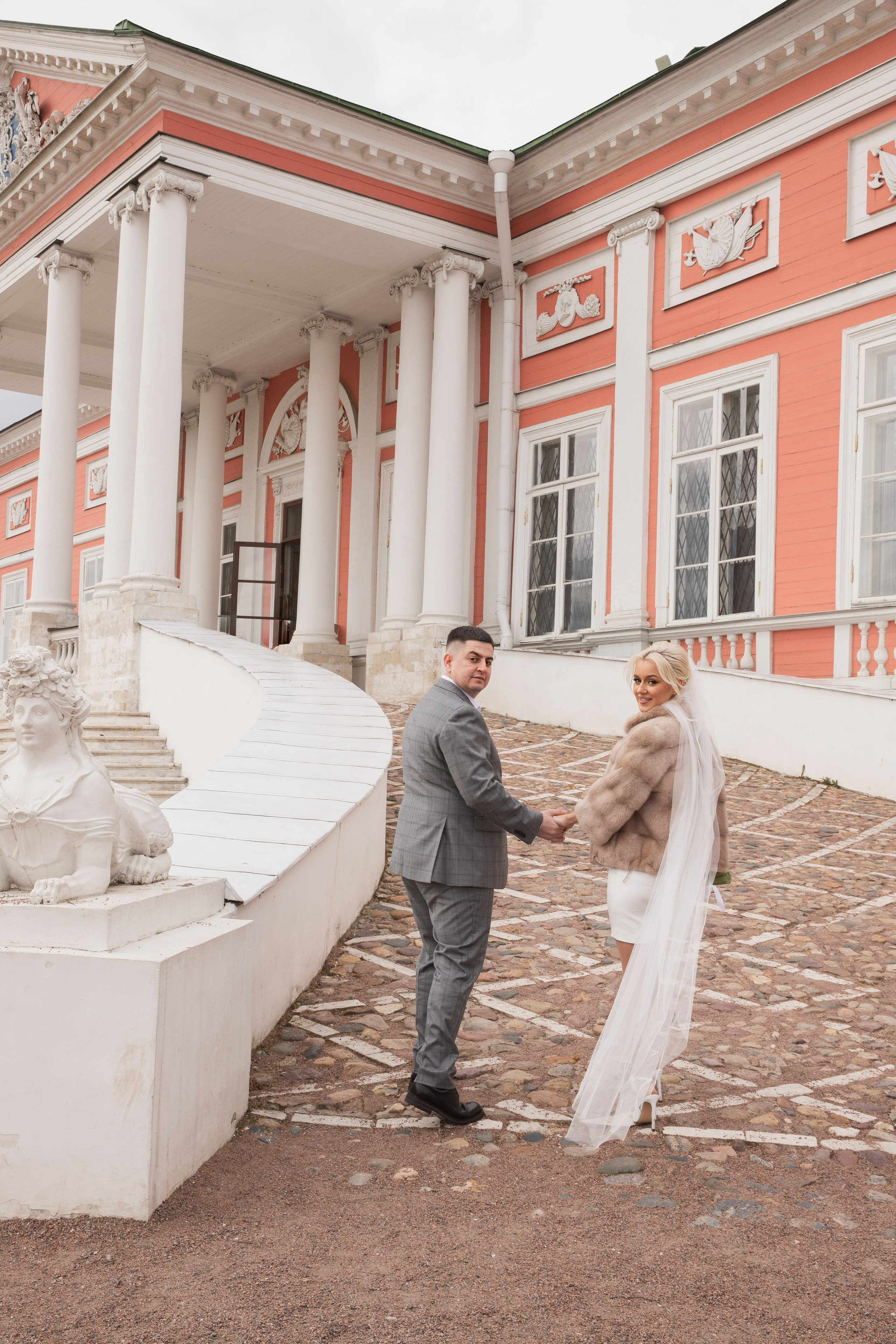 Свадьба в усадьбе Кусково. Свадебный и портретный фотограф в Москве Мария Кравченко