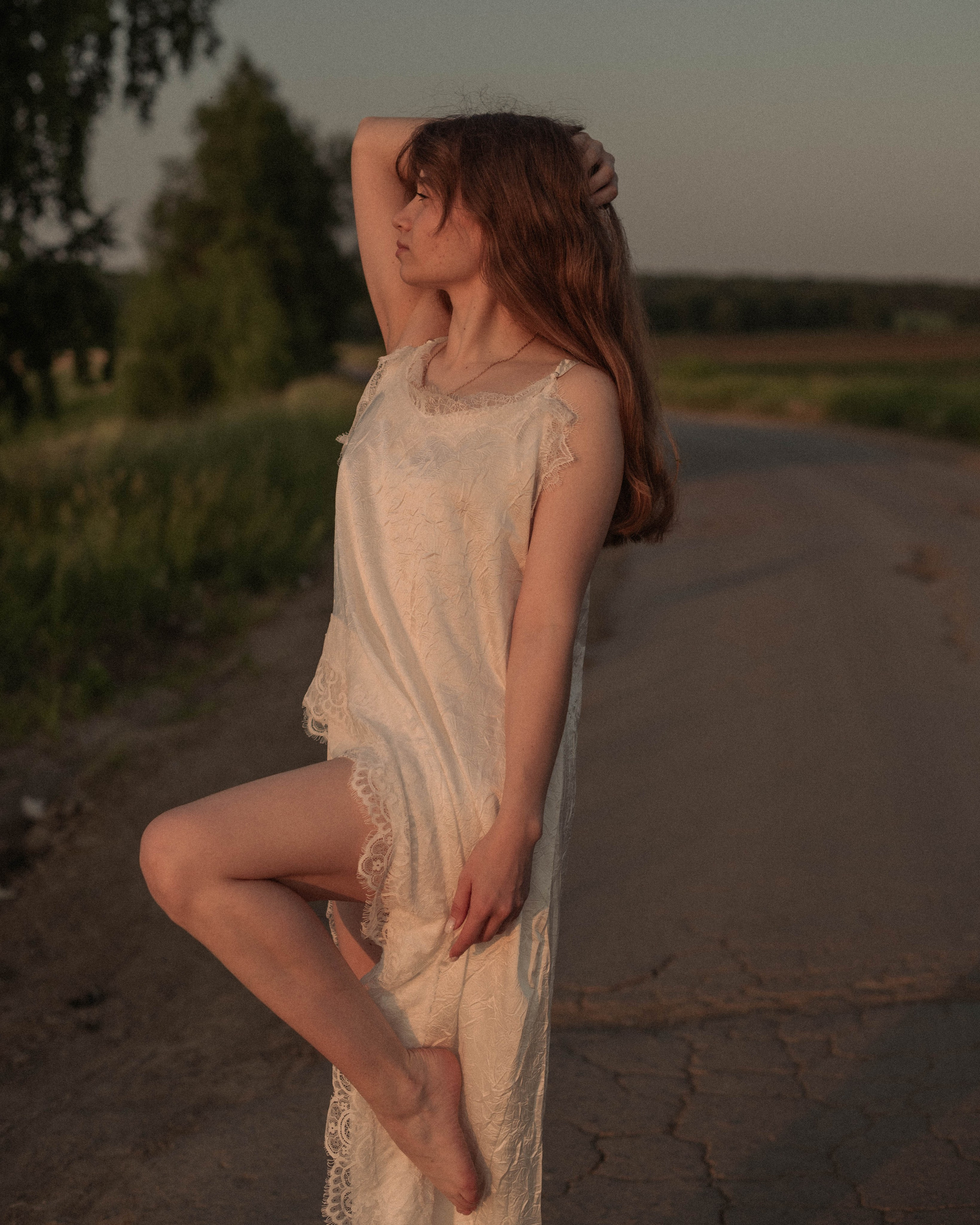 Настя. Женский фотограф. Создатель украшений ручной работы. Модель