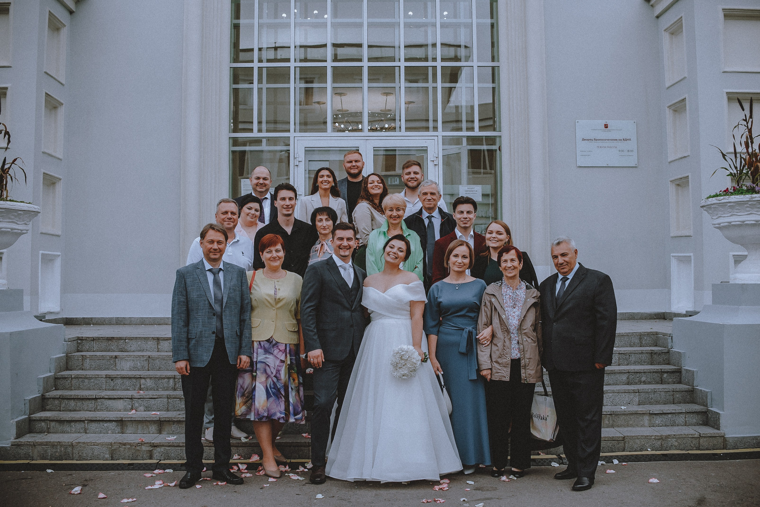 Love.com: Главная страница нашего счастья. Свадебный и семейный фотограф в Москве Сажина Кристина КиМ. Свадебный оператор в Москве Сажин Максим