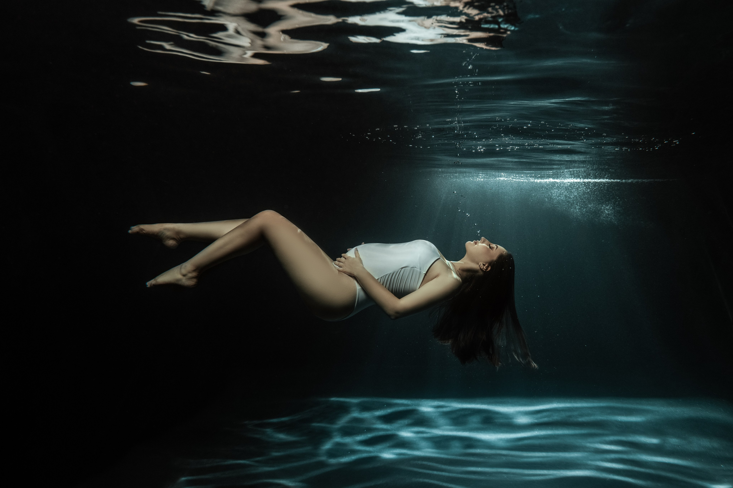 БАССЕЙН. Фотограф Беременности в Краснодаре Кара Артисан