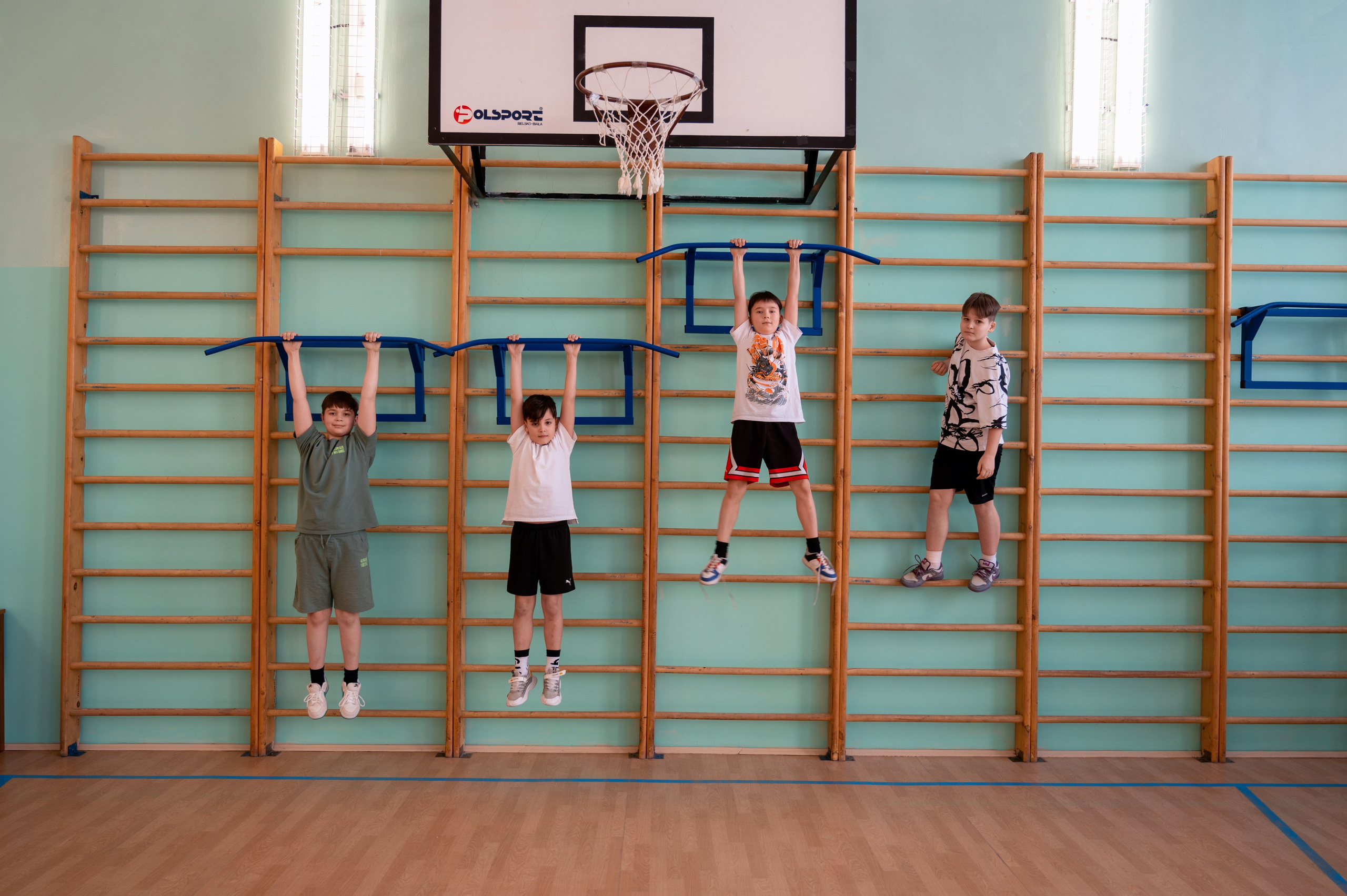 Фотографии выпускников младшей школы Гимназия 2. Детский фотограф. «Ожившие» фото, г. Нижневартовск