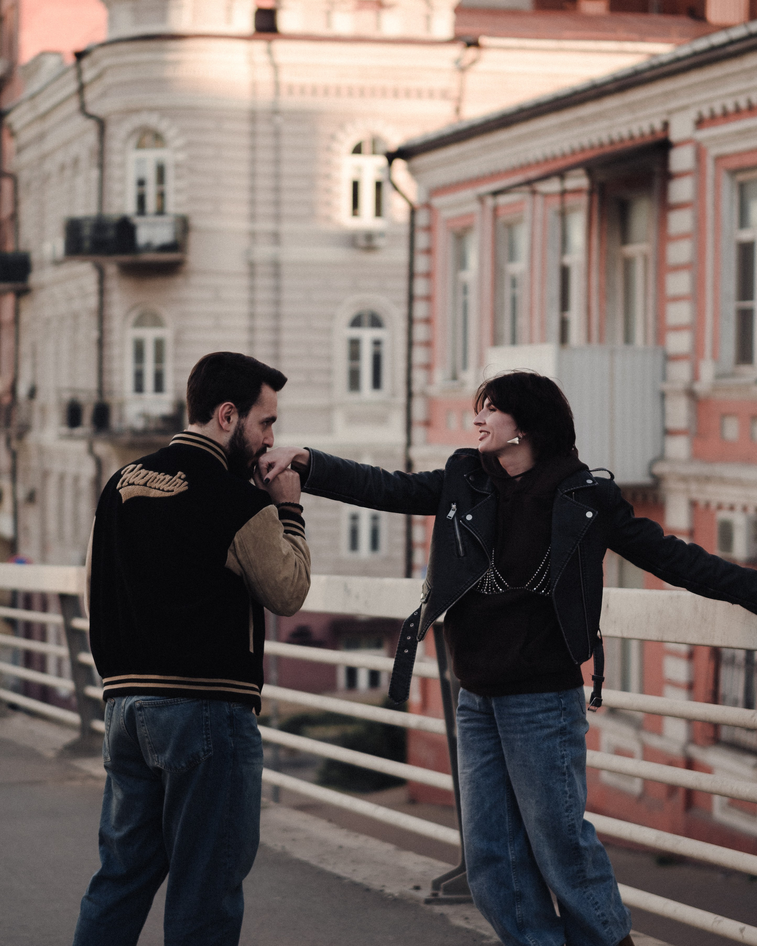 Лав стори на ворошиловском мосту