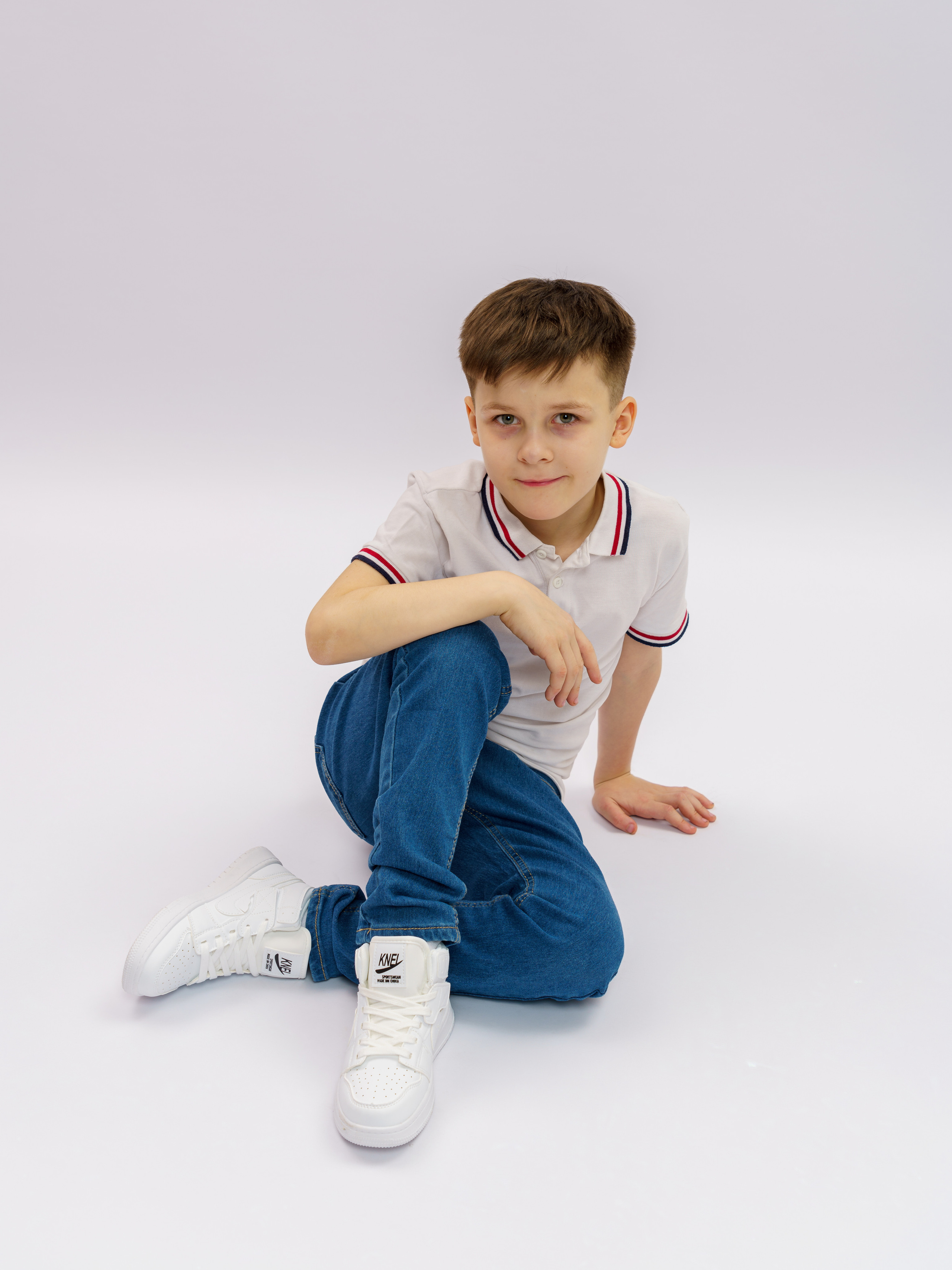 Съемка детской одежды и обуви на модели сайтов, маркетплейсов, WB, Ozon, Яндекс Маркет и др. Студия коммерческой съемки ХВОЯ