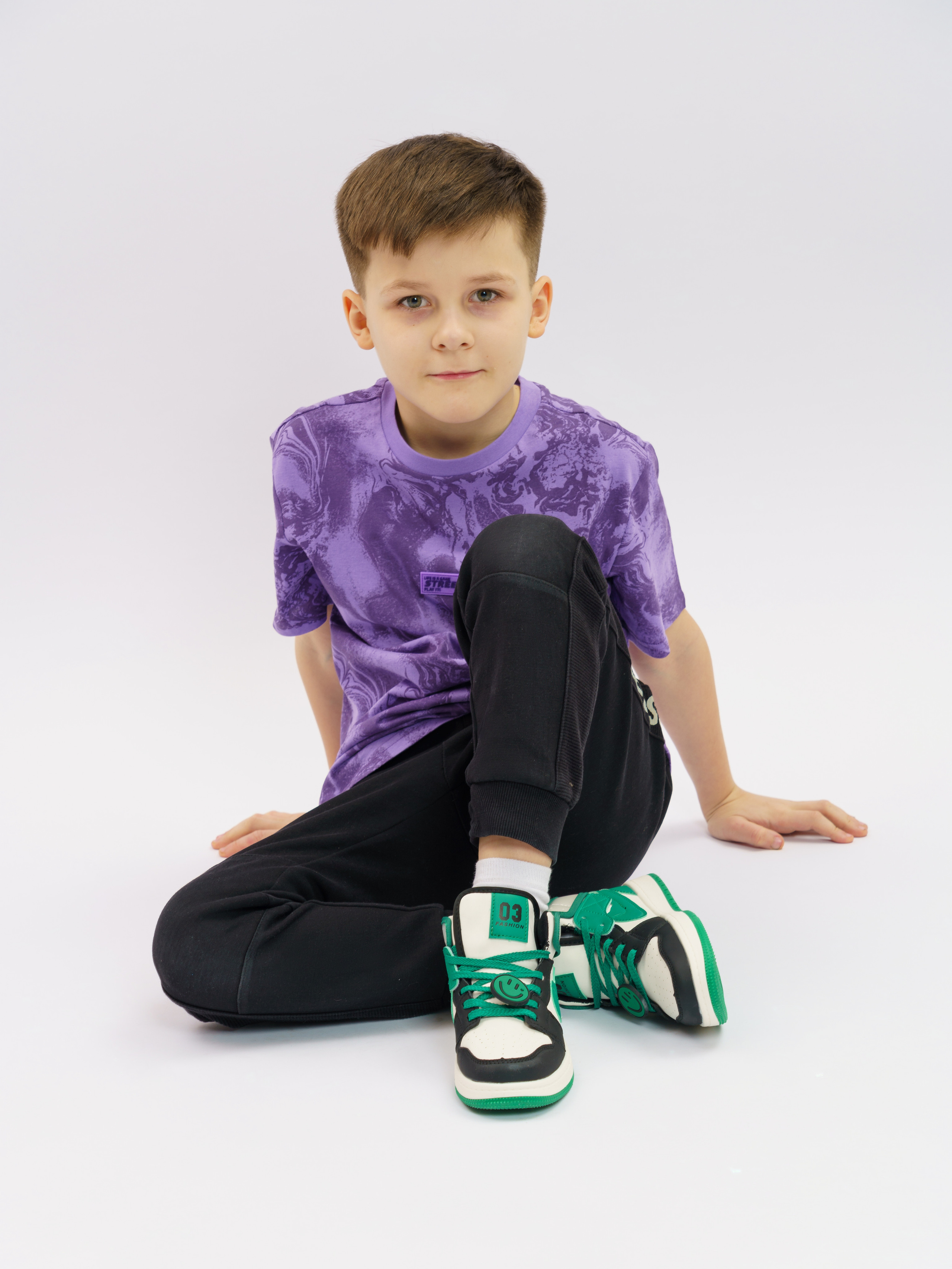 Съемка детской одежды и обуви на модели сайтов, маркетплейсов, WB, Ozon, Яндекс Маркет и др. Студия коммерческой съемки ХВОЯ