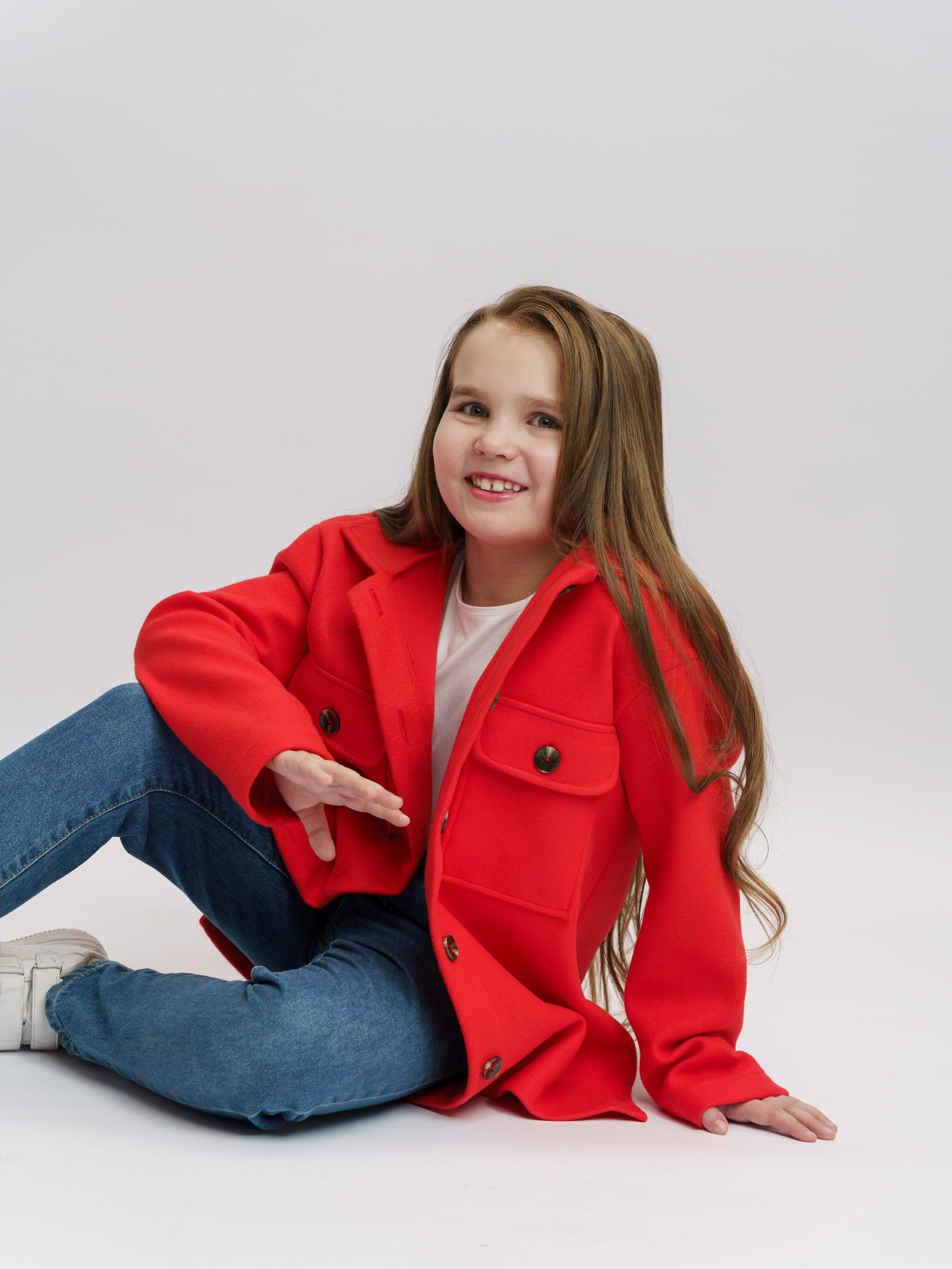 Съемка детской одежды и обуви на модели сайтов, маркетплейсов, WB, Ozon, Яндекс Маркет и др. Студия коммерческой съемки ХВОЯ