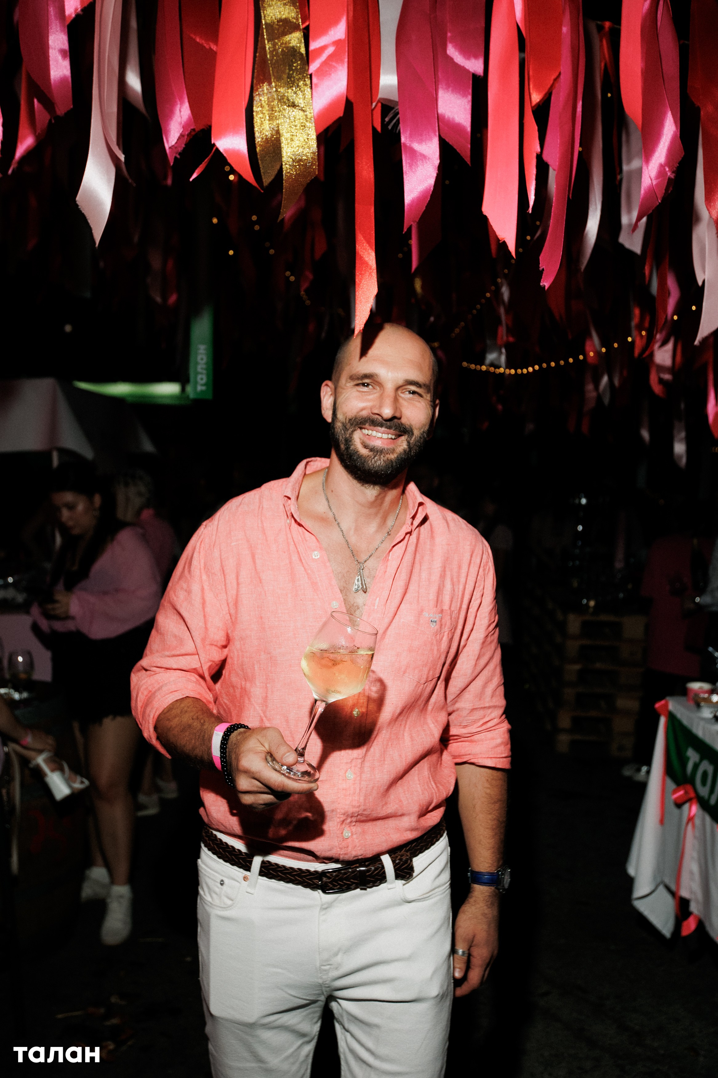 ВИНОТЕКА [бар+магаз] — BIRTHDAY PARTY. СВОИ. ФОТООТЧЕТЫ-СОБЫТИЯ-МЕСТА