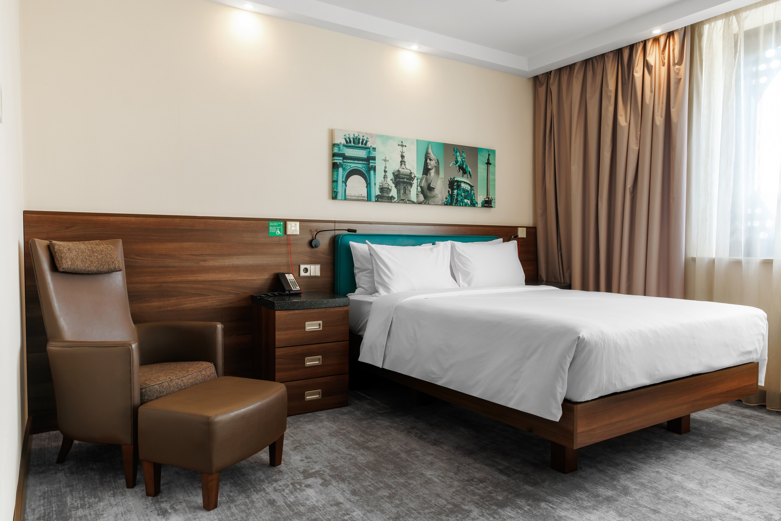 Hampton by Hilton Saint Petersburg ExpoForum 3*. Репортажный фотограф в Санкт-Петербурге Жолудев Владислав