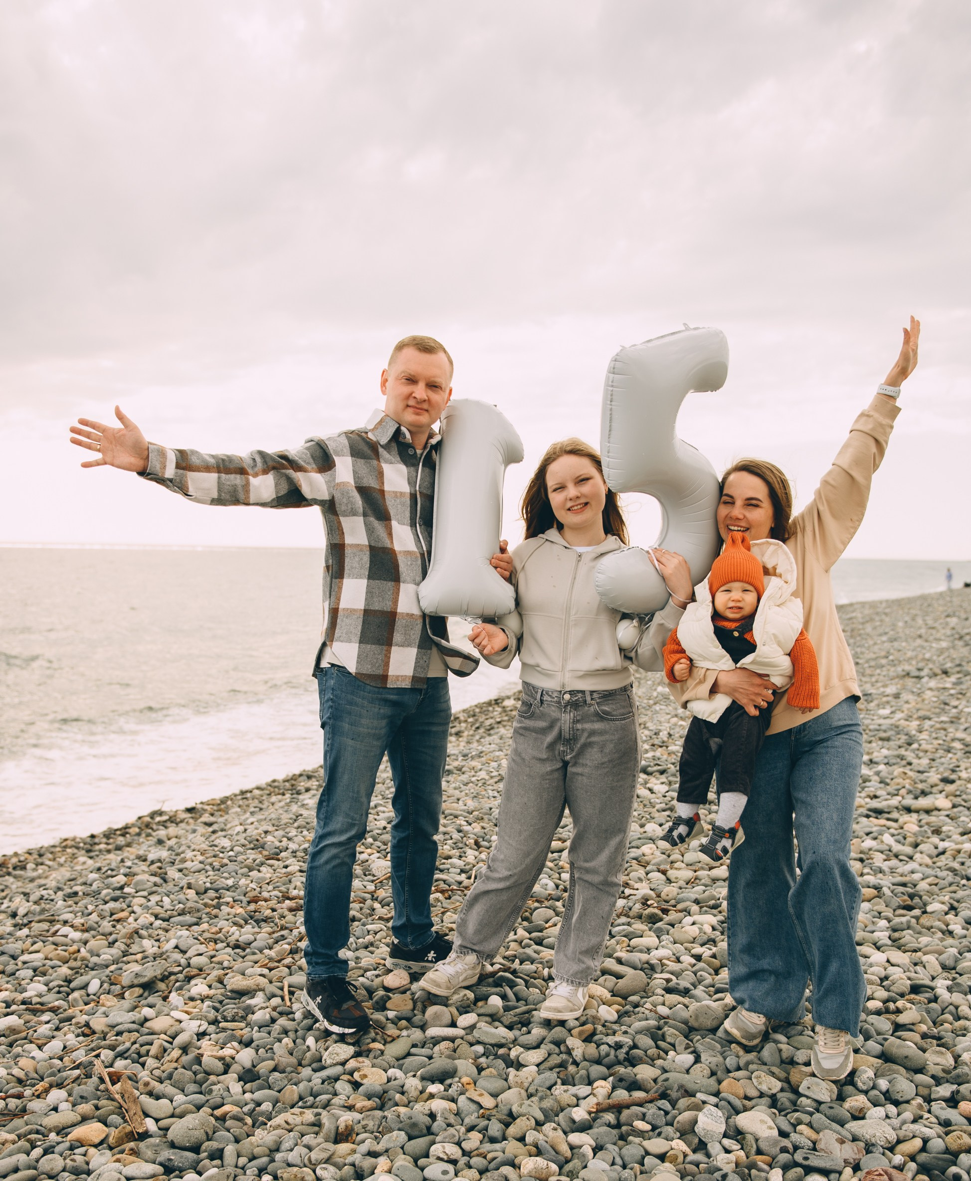 Годик и пятнашечка ДР на море. Свадебный и семейный фотограф София Невская