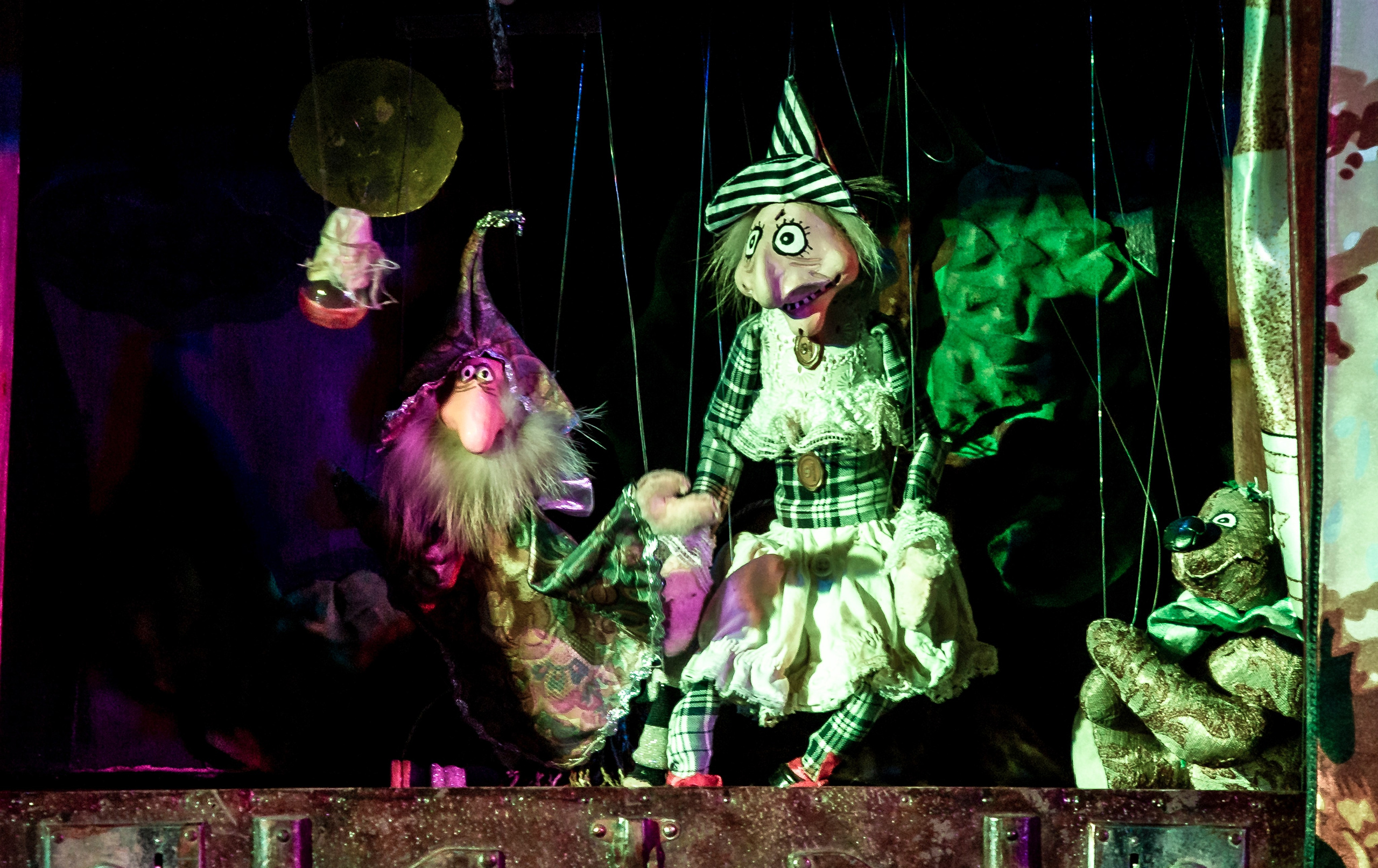 Маленькая ведьма спектакль театра Саквояж. Фотограф в Сочи Юрий Шептаев