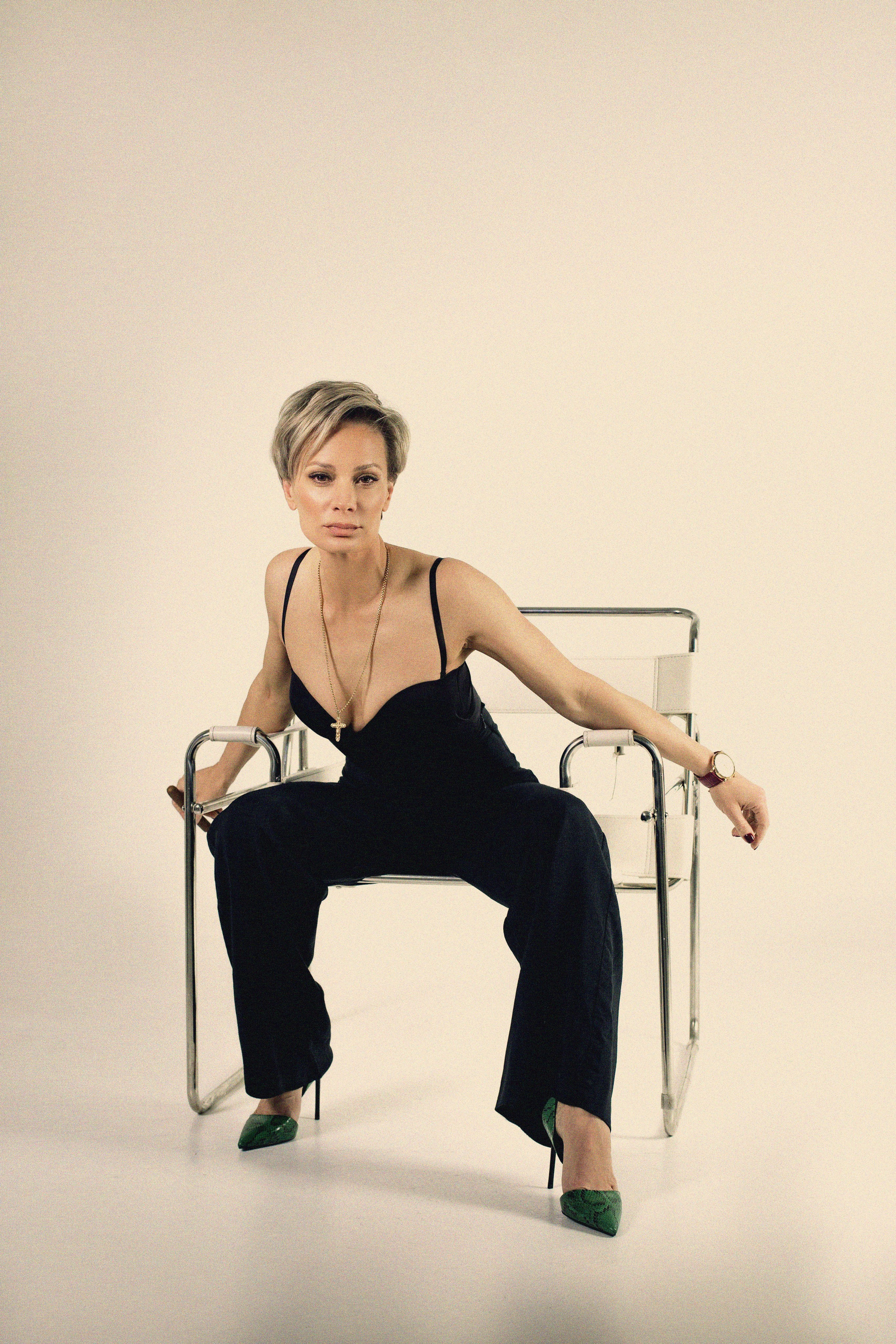 Портретная съемка. Предметный и женский фотограф в Новосибирске