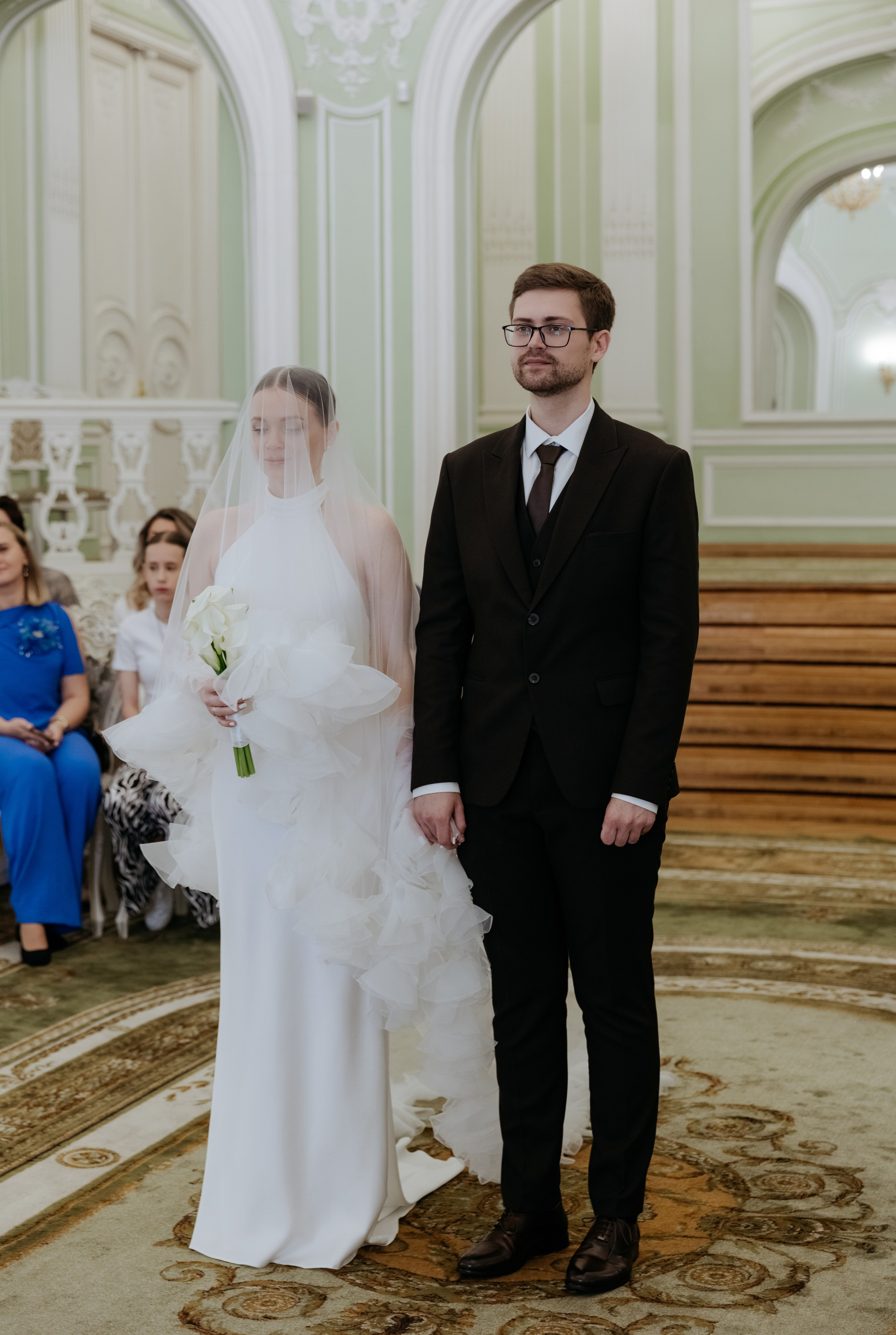 Двери Петроградки. Свадебный и репортажный фотограф в Санкт-Петербурге