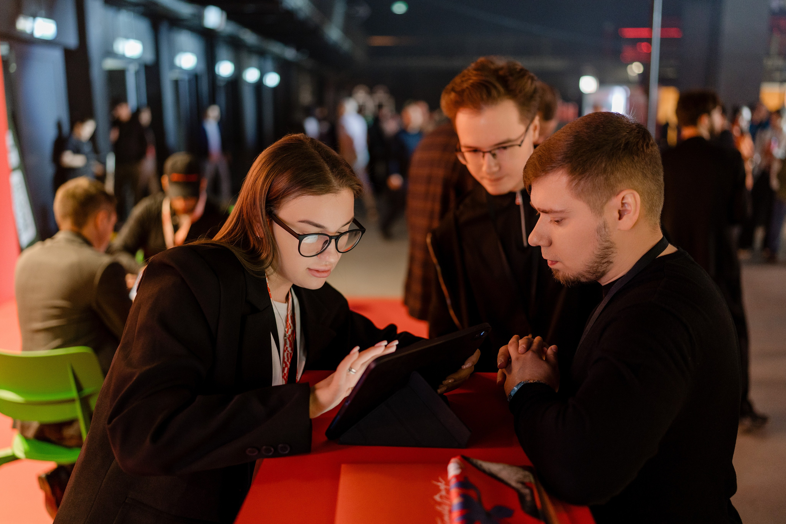 Конференция ОСНОВАТЕЛИ ЛАЙФ в MTS LIVE HALL. Репортажный фотограф в Москве Саша Дружинина