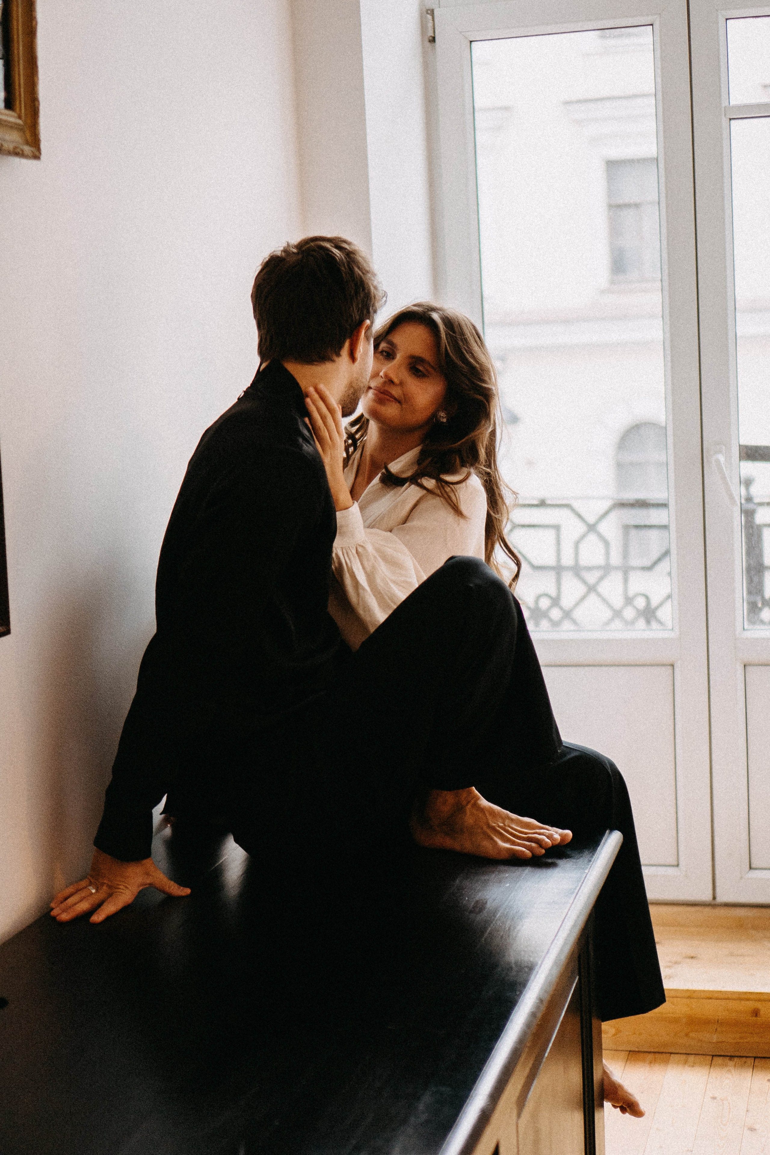 СБОРЫ ЖЕНИХА И НЕВЕСТЫ В УЮТНОЙ КВАРТИРЕ В ЦЕНТРЕ САНТК-ПЕТЕРБУРГА. Профессиональный фотограф, Санкт-Петербург — Виктория Богомолова