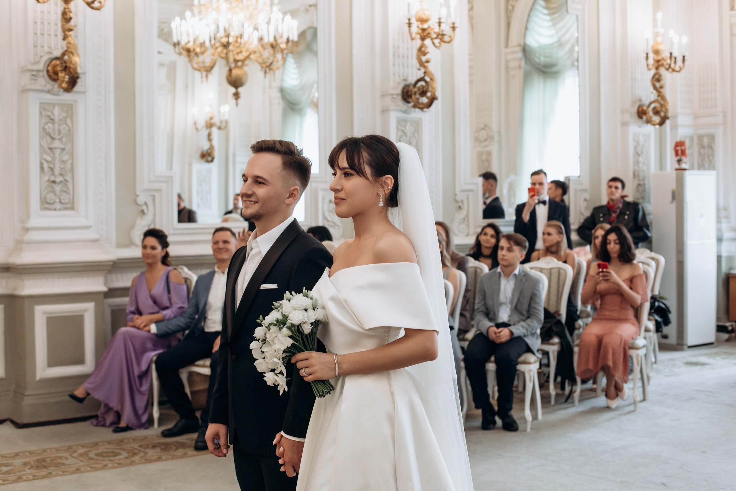 Свадьба на катере. Свадебный фотограф в Санкт-Петербурге Вика Стукачева