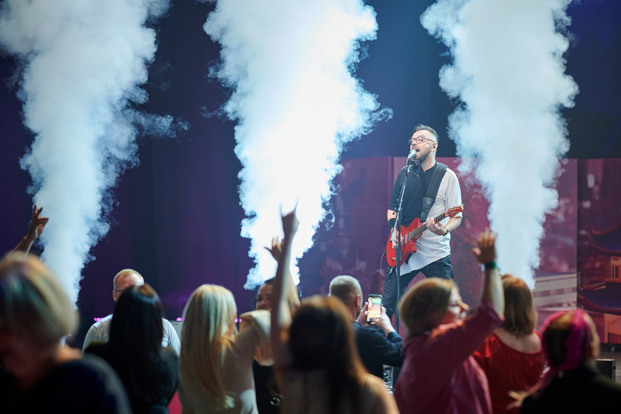 Магнит Косметик — конкурс «Золотой Магазин». Мезенцев Евгений фотограф