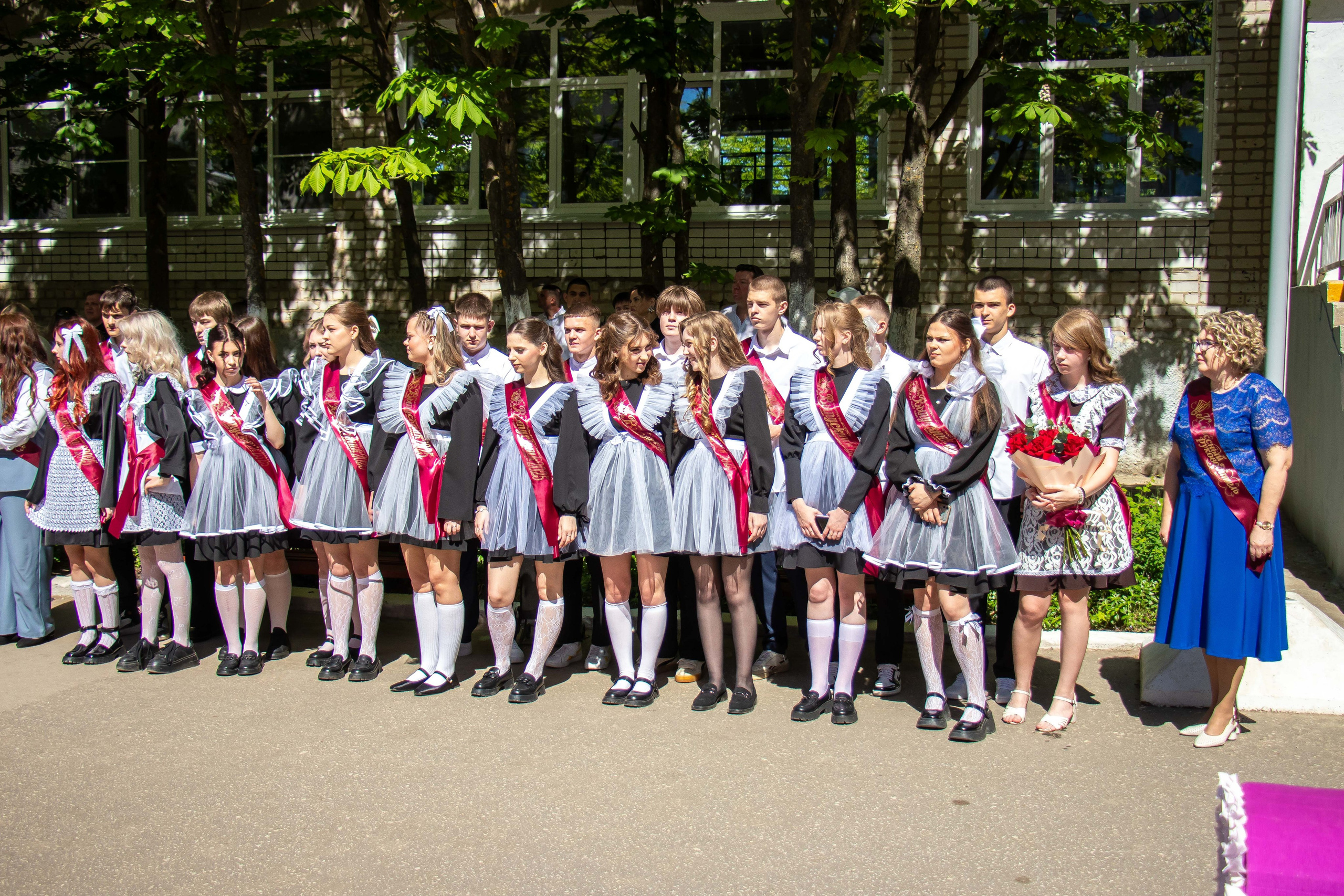 Последний звонок. Выпускные альбомы и фильмы