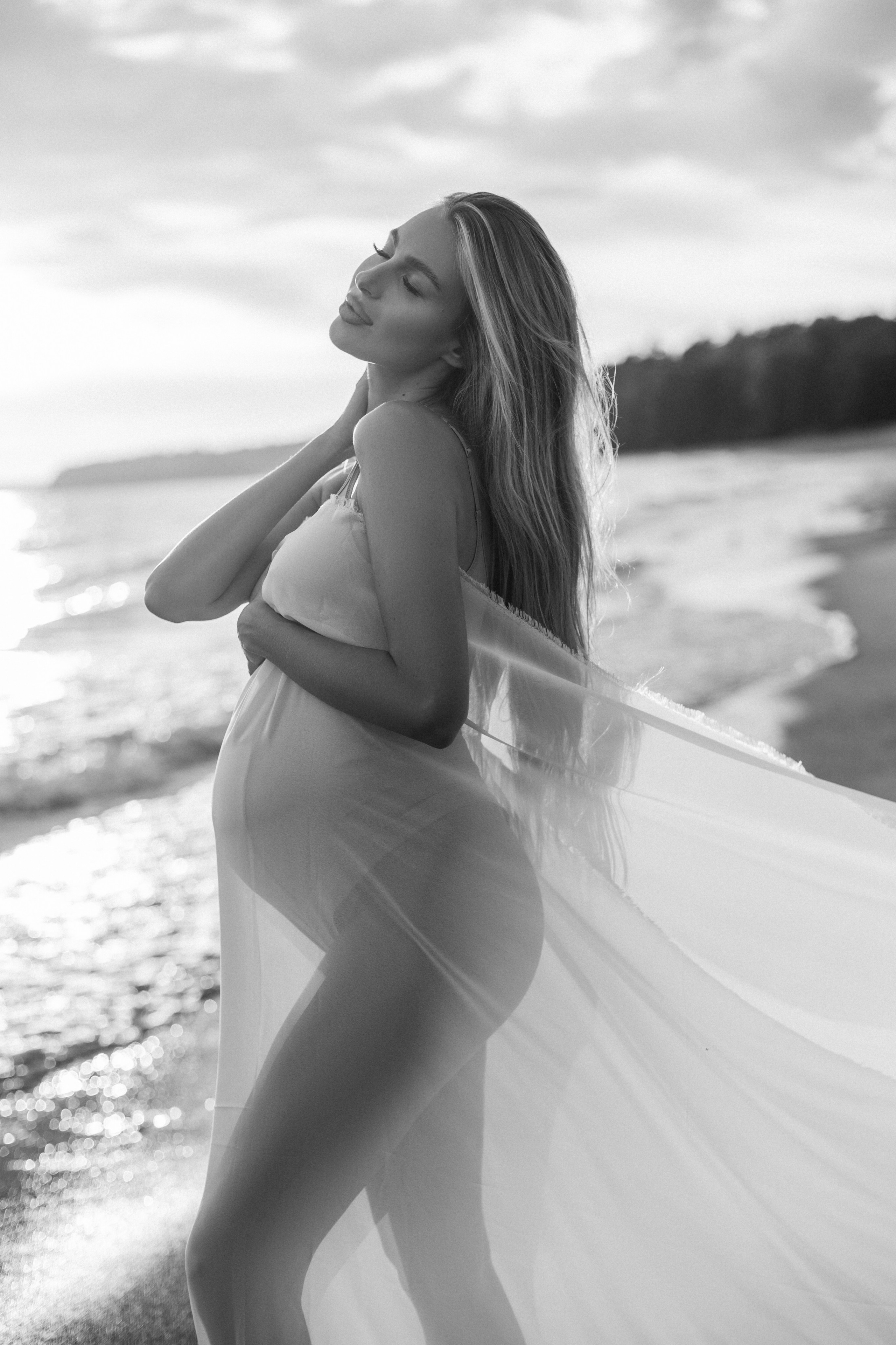 Sea. NatalieDmi — фотосессия беременности, семейный фотограф, портрет