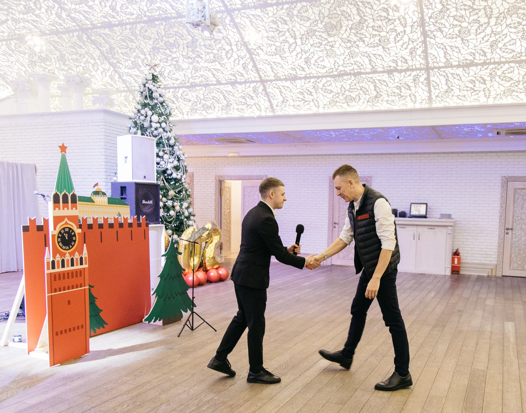 Интрополис. Артём Бачурин — свадебный фотограф Воронеж