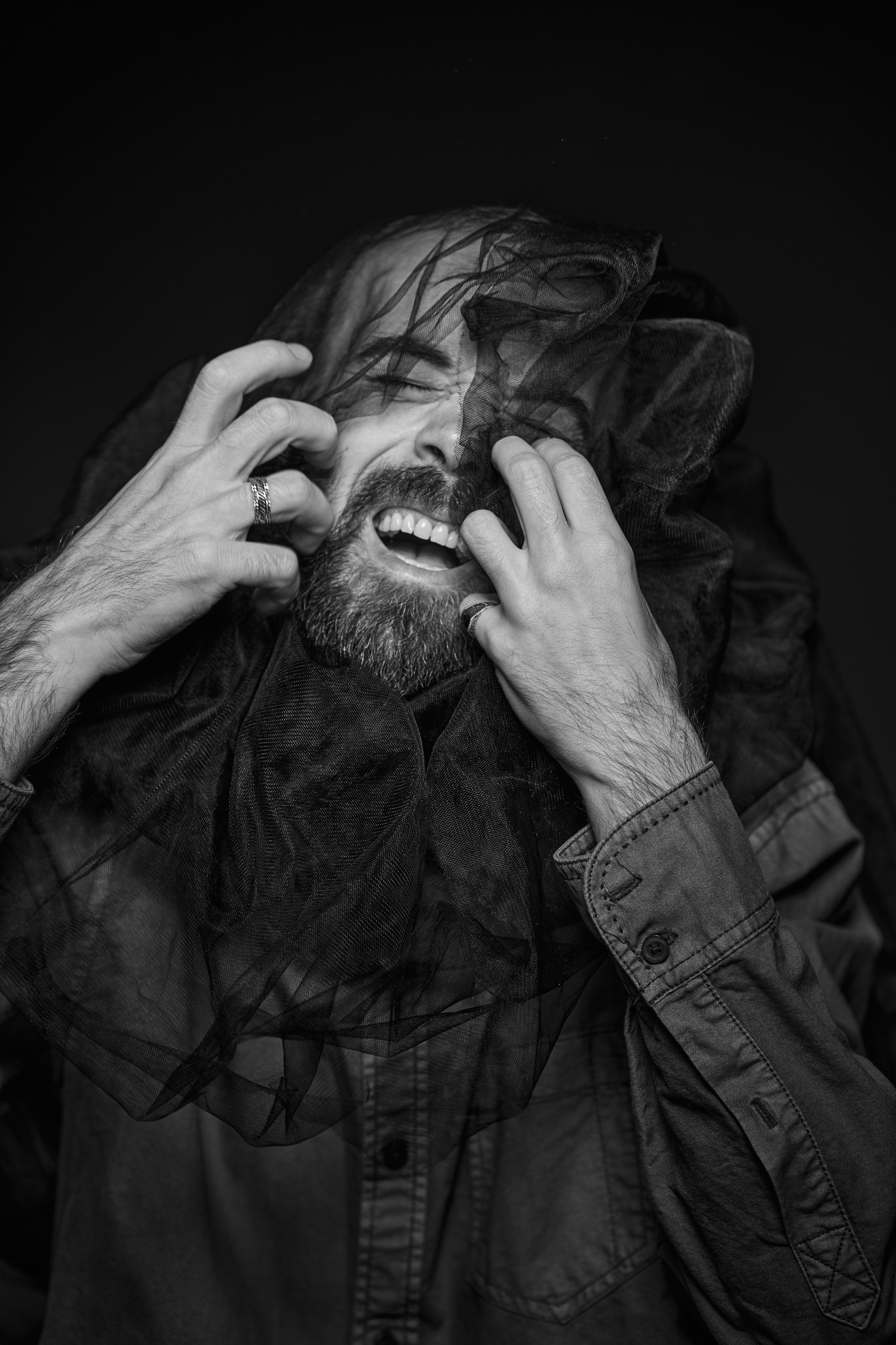 ЛЕВ. Портретный фотограф в Павлодаре Руслан Насыров