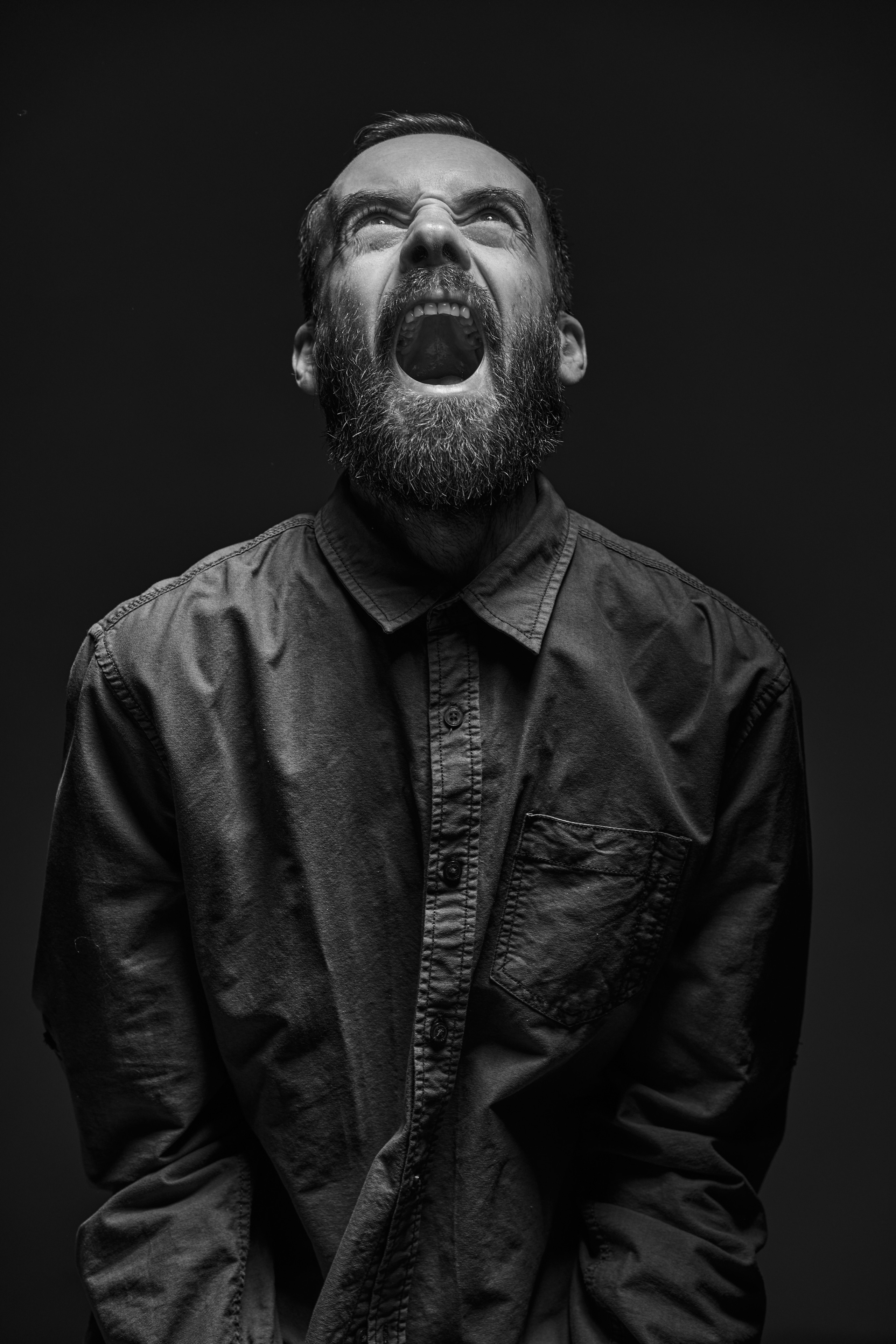 ЛЕВ. Портретный фотограф в Павлодаре Руслан Насыров