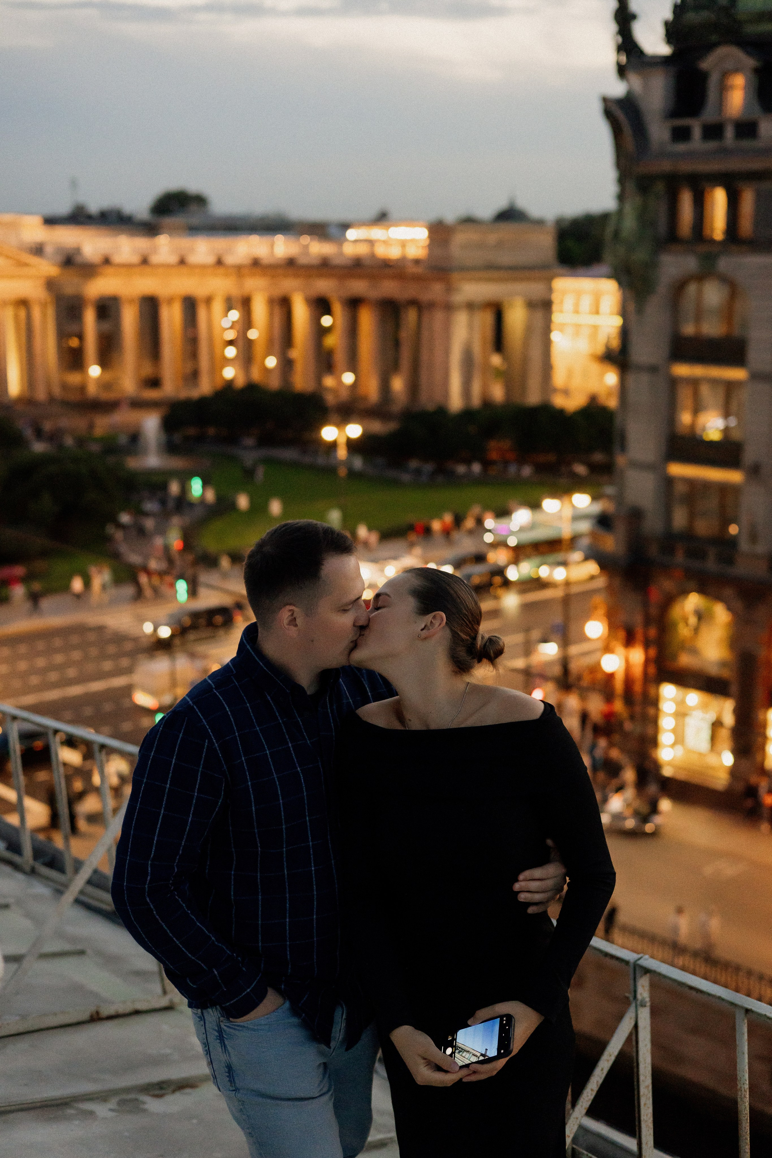 Романтика питерских крыш. Свадебный фотограф в Санкт-Петербурге Ксения Кобышева