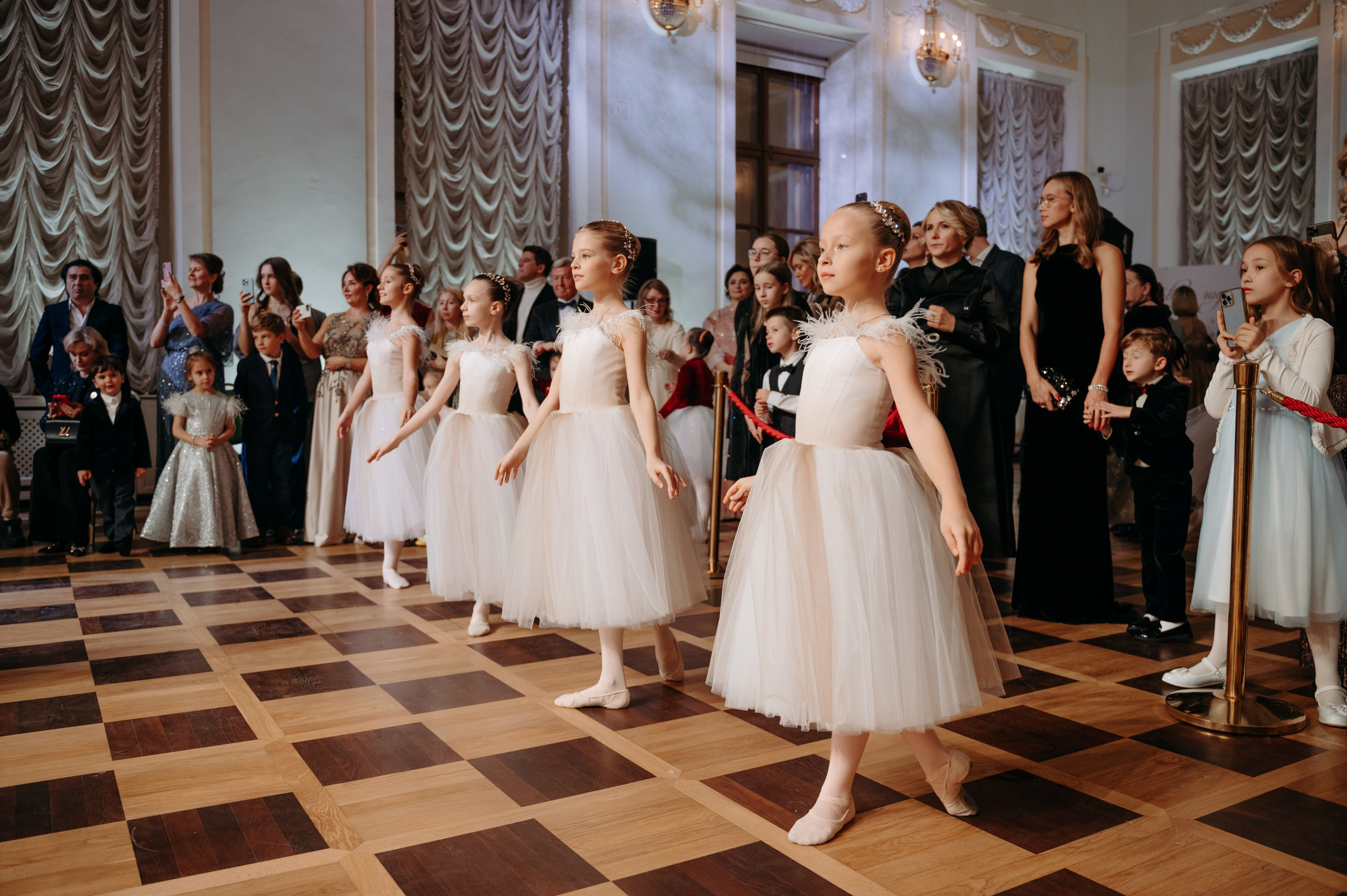 Центральная Балетная Школа зимний бал. Фотограф в Москве Илья Максимов