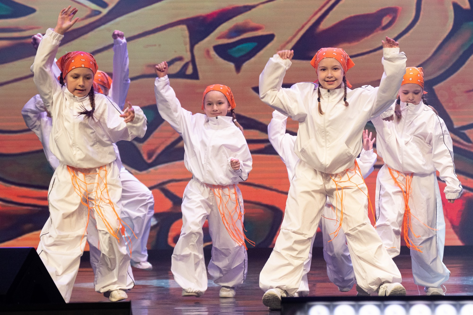 Отчетный концерт студии танца ARTIDANCE. Репортажный фотограф в Казани Павел Серпокрылов