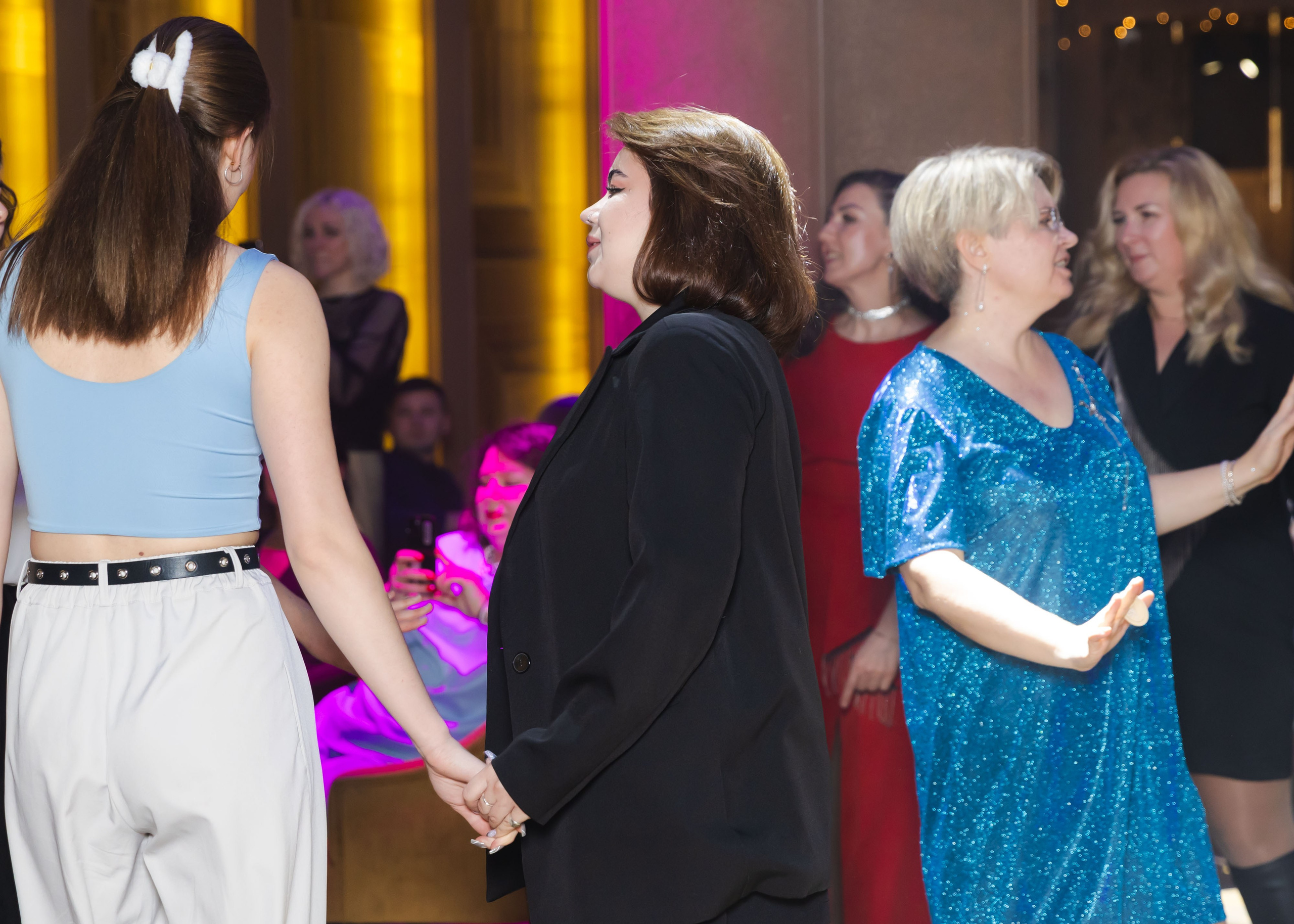 Предновогодка кипарис 2025. ФОТОГРАФ ВИНОГРАДОВА ДАРЬЯ