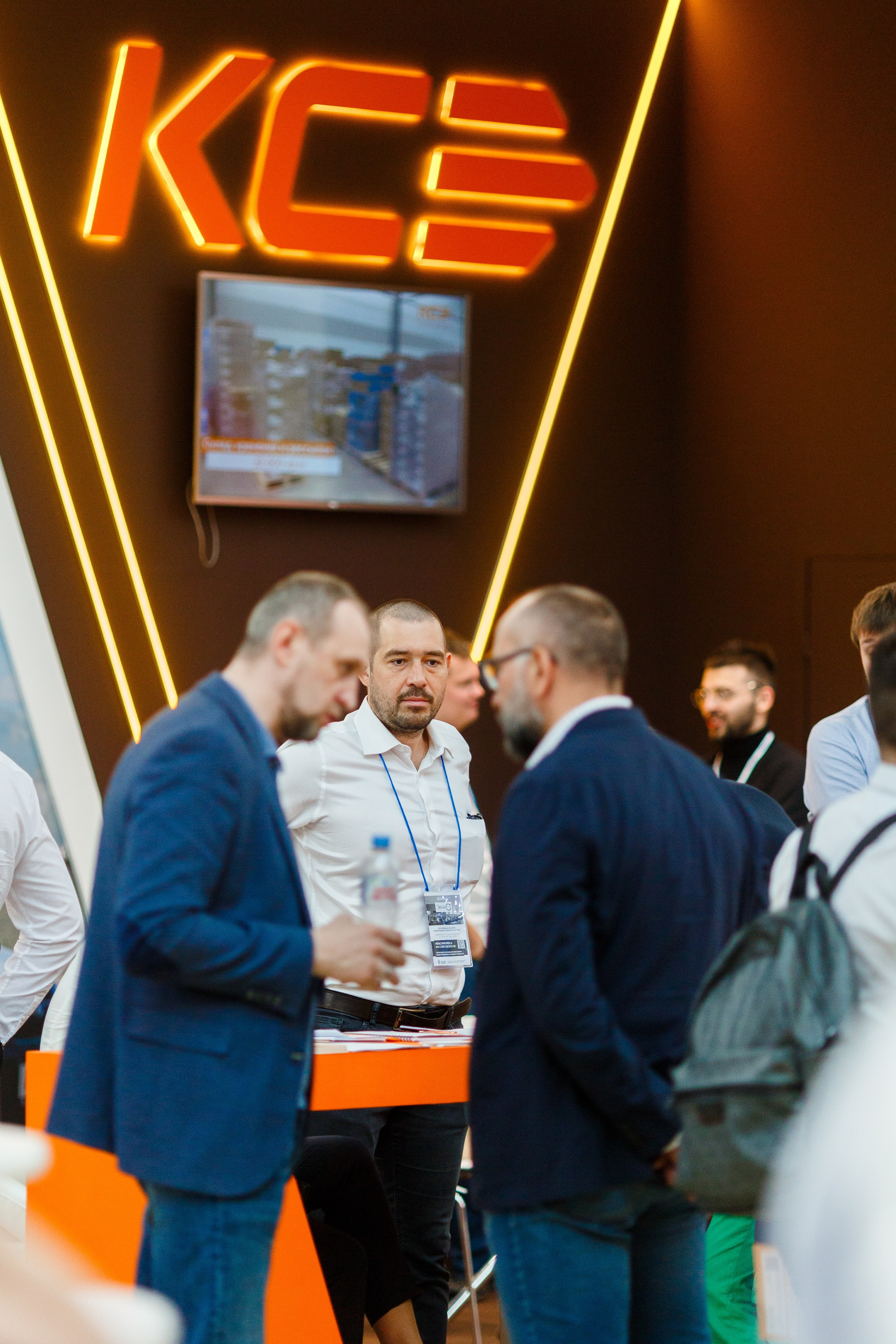 Обзор работы стенда Курьер-сервис. Репортажный фотограф Борис Геер