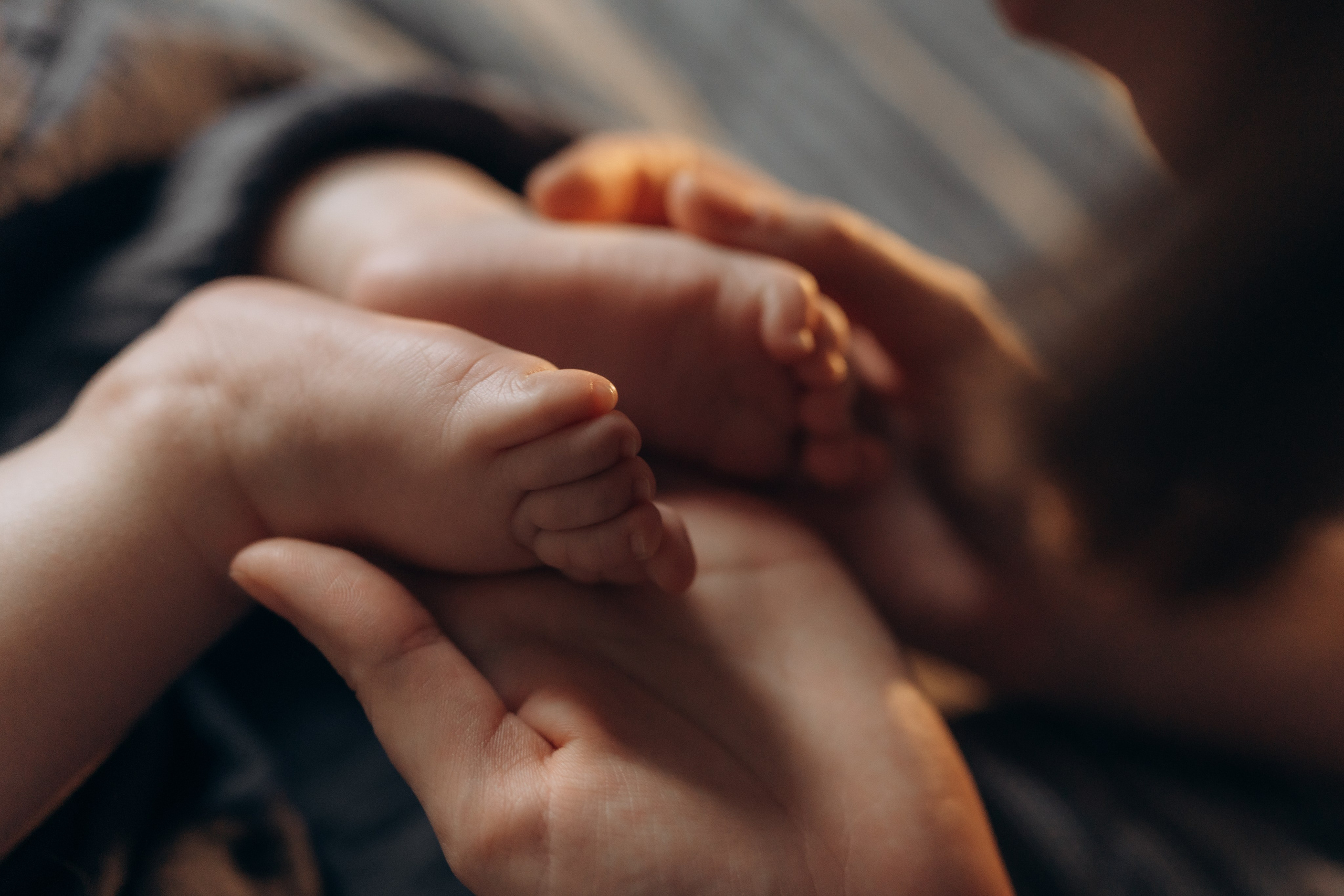 Домашняя фотосессия мамы и дочки. Детский, семейный и ньюборн фотограф в Москве Юлия Шуарт