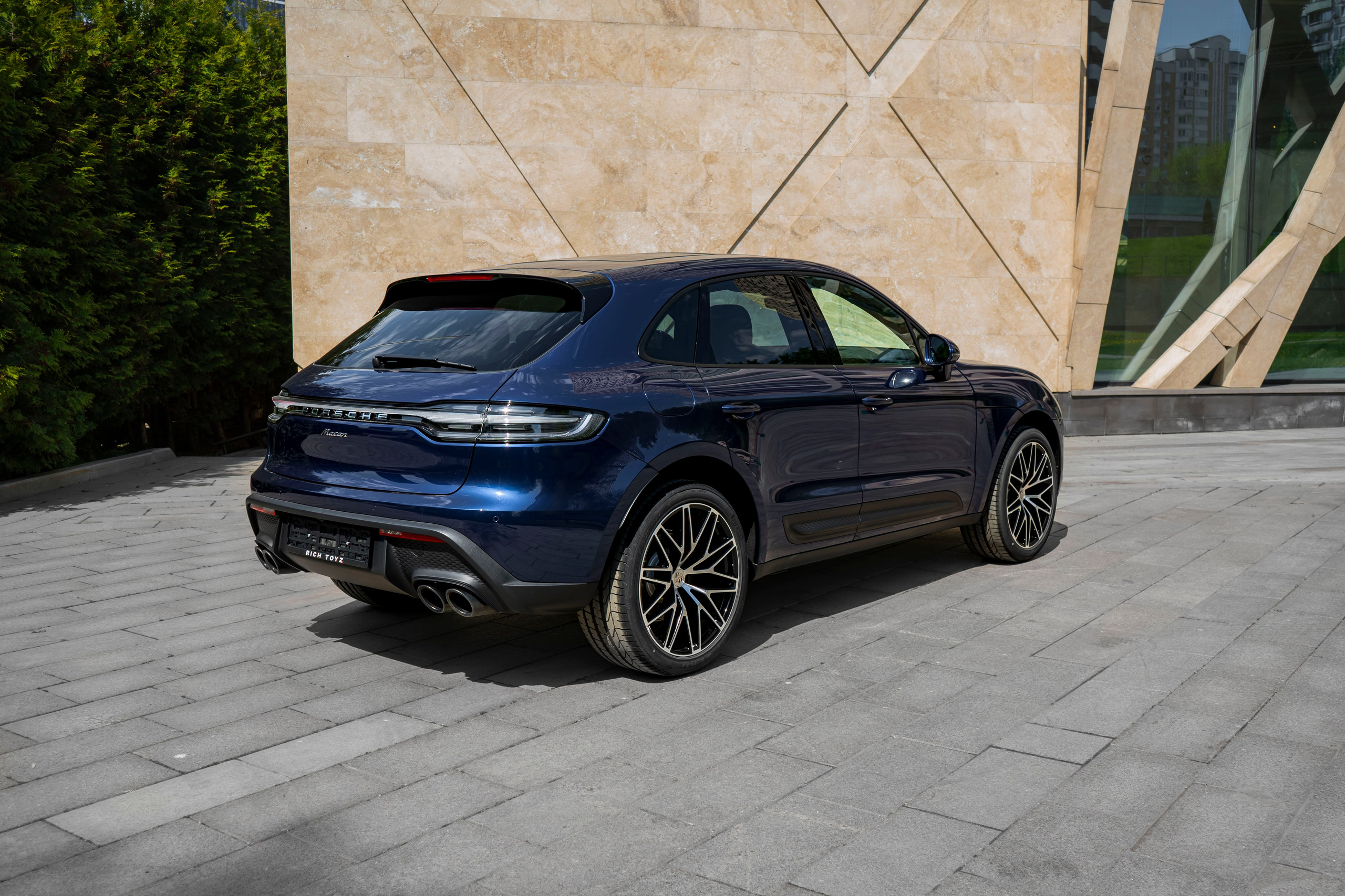 Porsche Macan. Автомобильный фотограф Ногинск Денис Городок