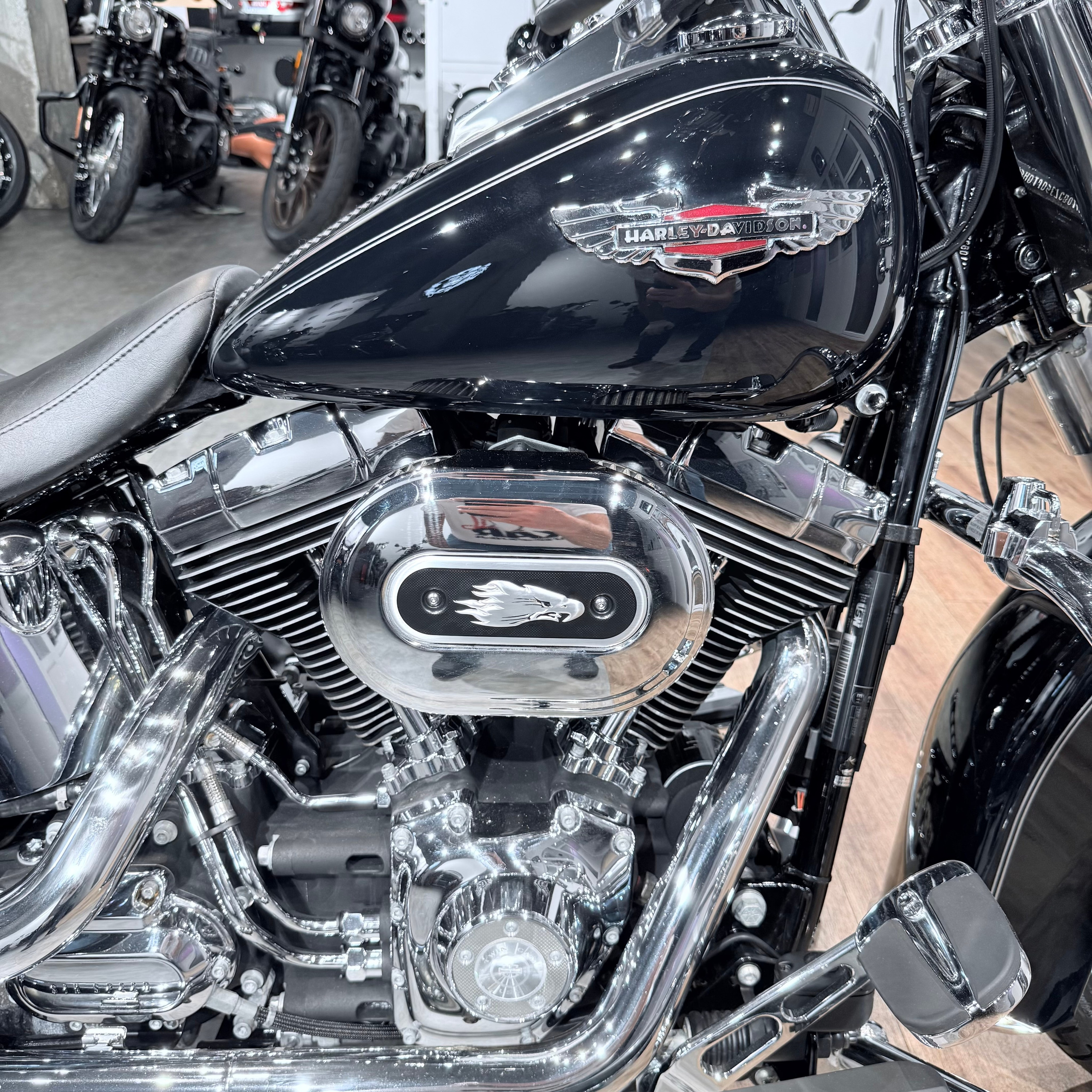 2011 Softail Deluхе АВS Vivd Black. Hello Davidson, Москва. Только хорошие мотоциклы…
