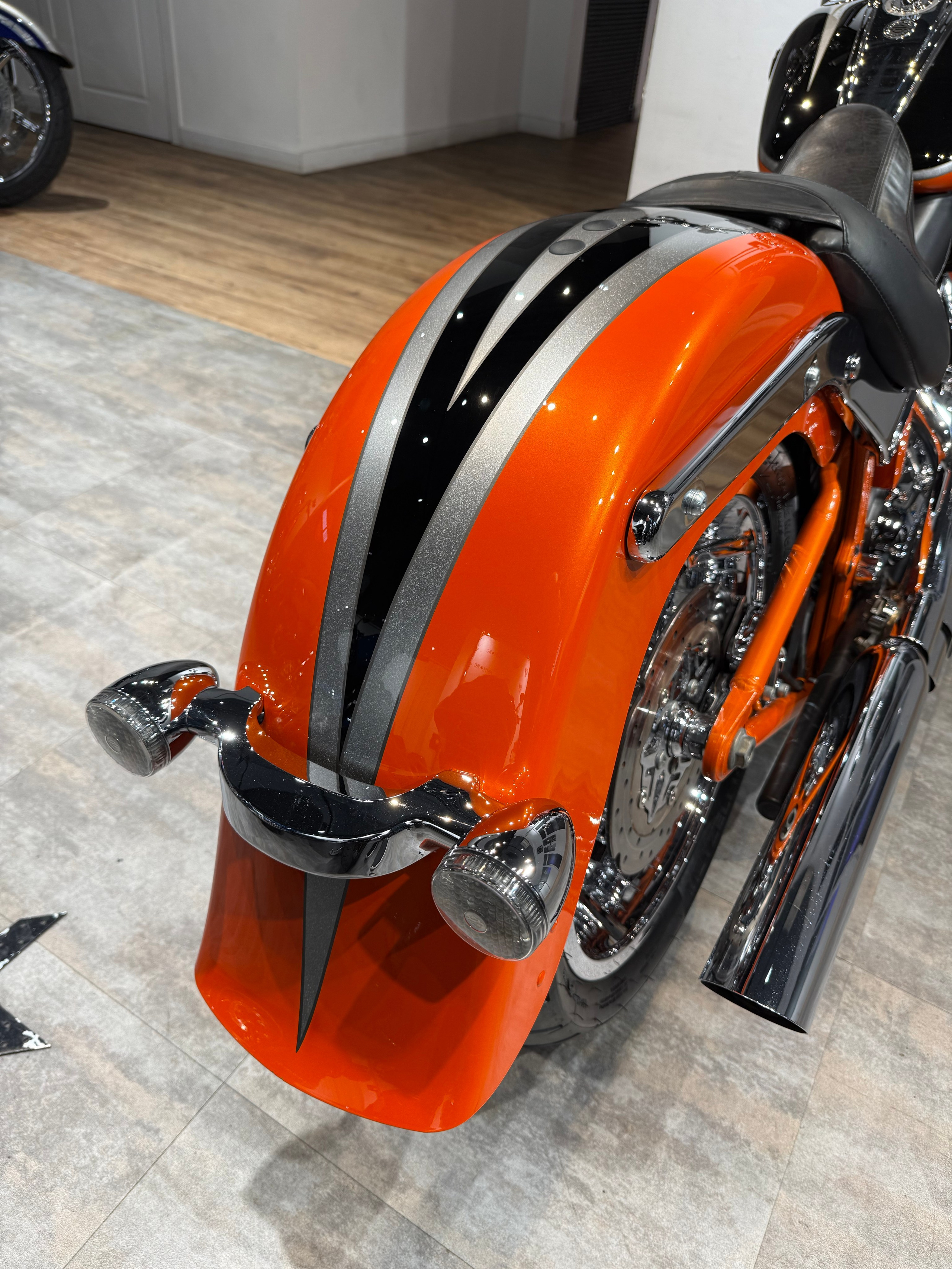 2010 CVO Inferno Orange. Hello Davidson, Москва. Только хорошие мотоциклы…