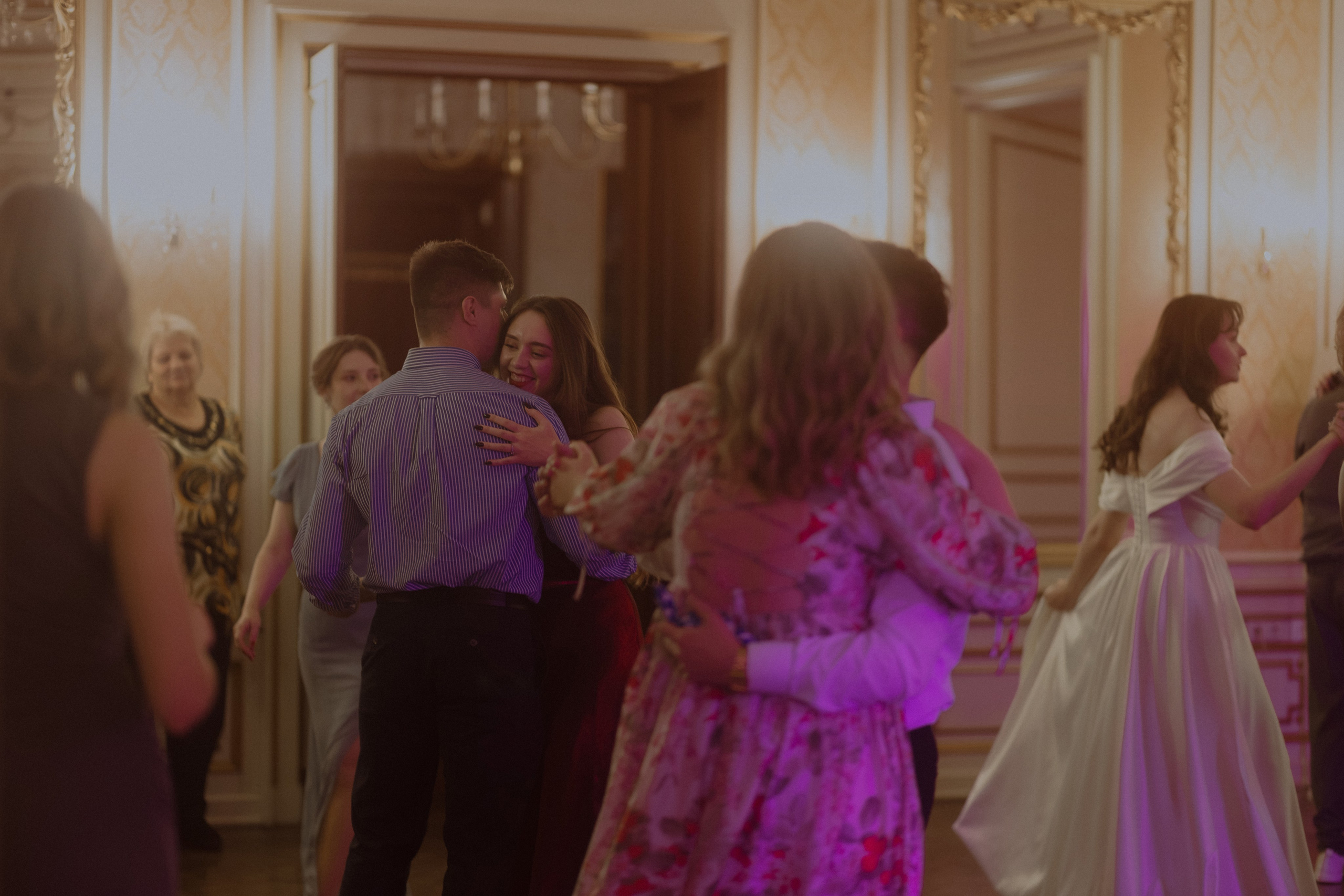 Welcome back to your own dinner party. Фотограф Лия Козловская Минск