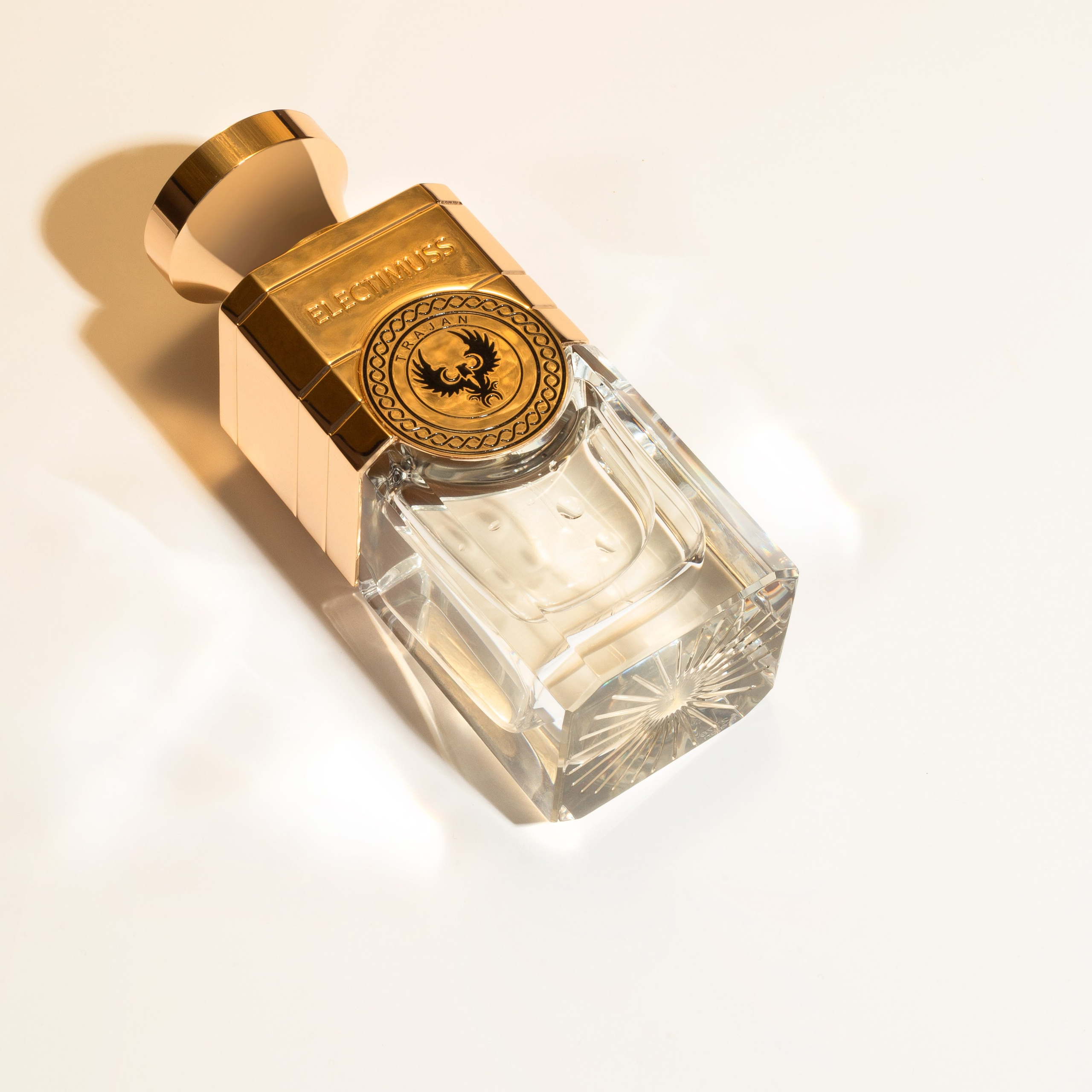 Художественная обработка парфюмов | Студия SVITHART