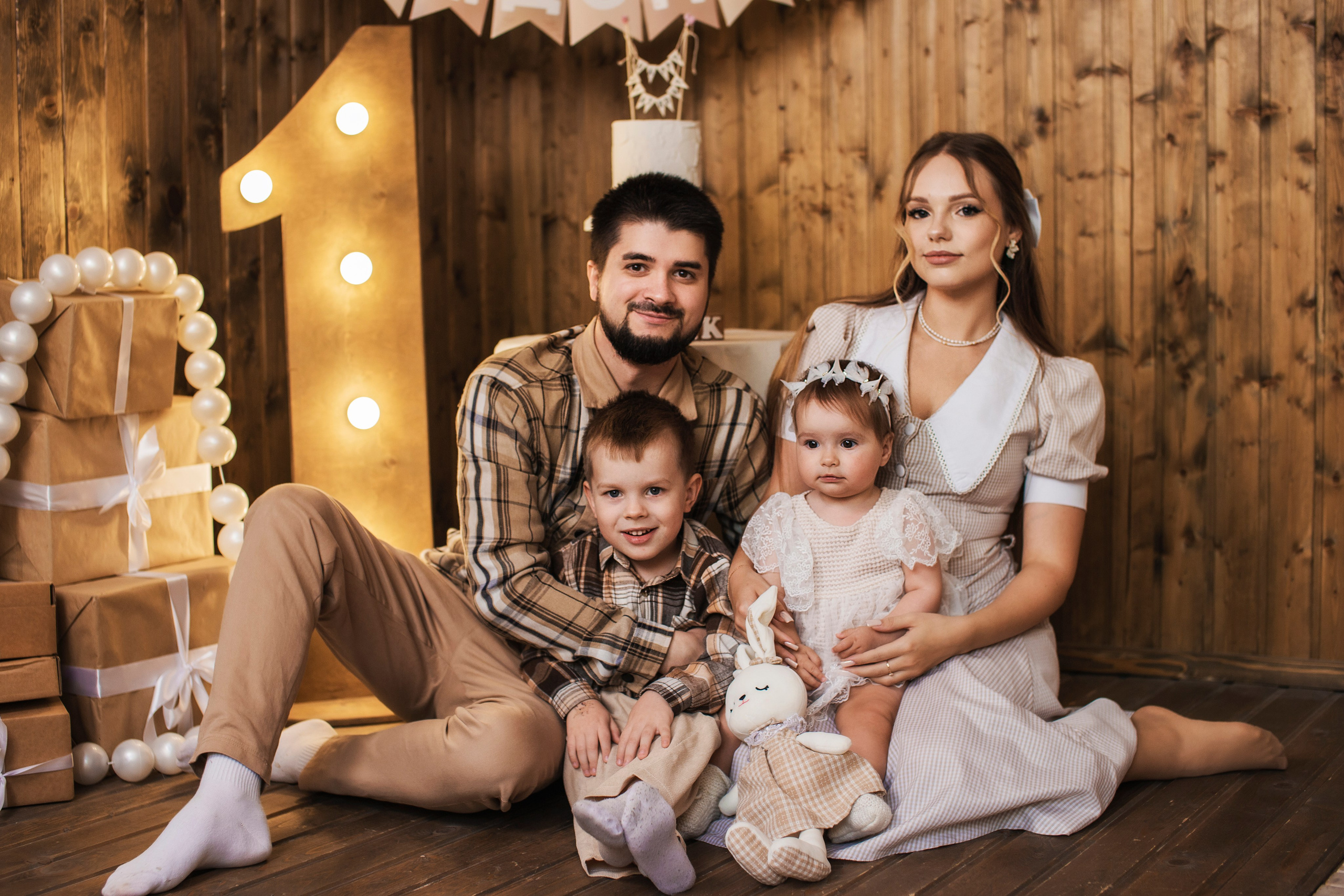 Годовасии в студиях. Семейный фотограф в Саратове