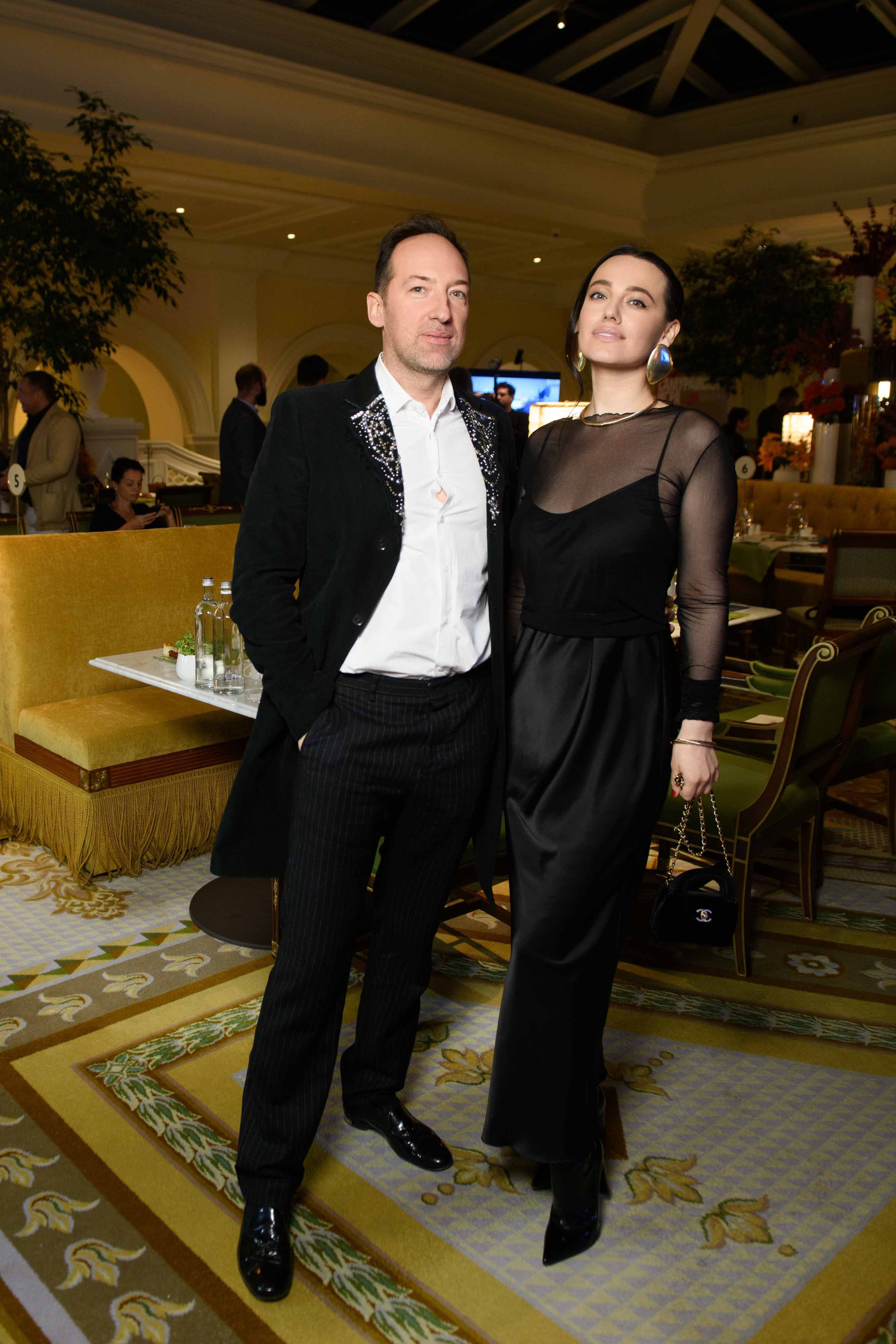 Семейная пара