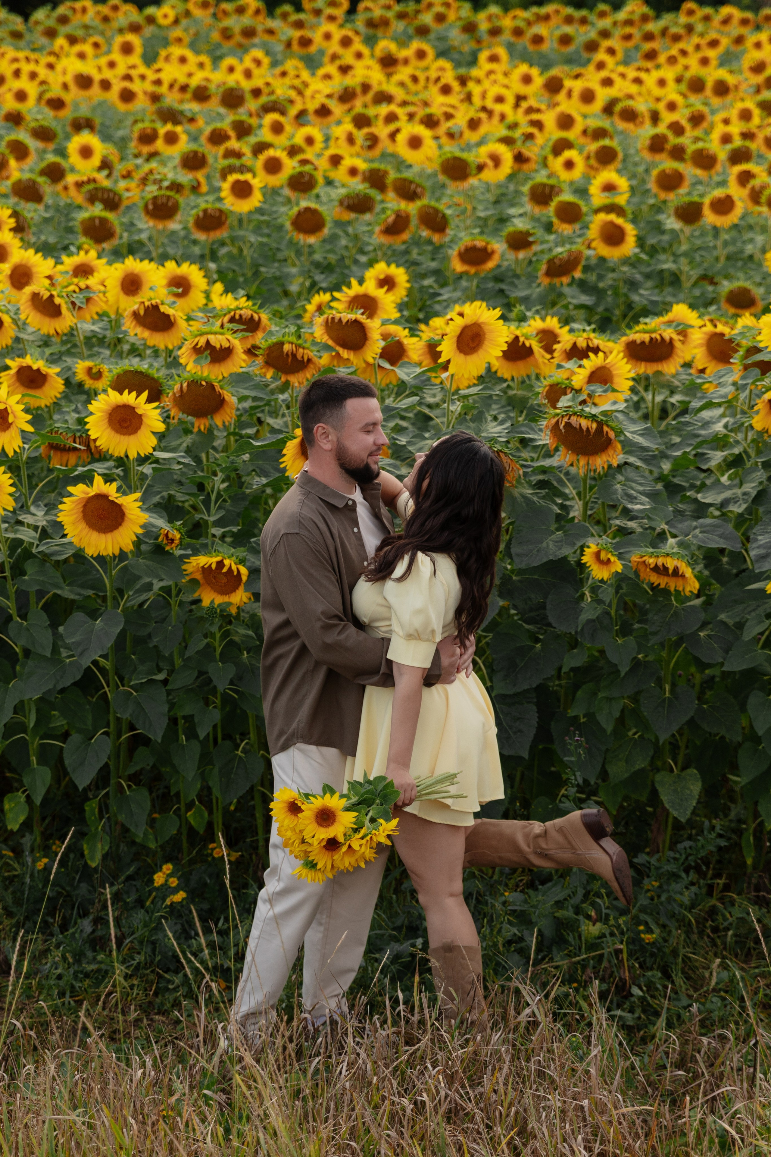 Предсвадебная Подсолнухи. Свадебный и репортажный фотограф г. Чебоксары Евгений Леонидович