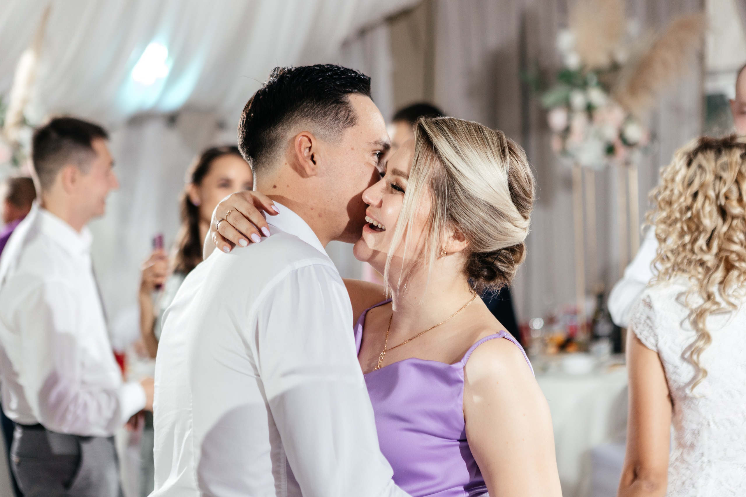 Свадебный фотограф Уфа — Руслан ГабдлисламовЖивые эмоции, красивые кадры, воспоминания на всю жизнь.Работаю по всей Республике Башкортоста. Свадебный фотограф Уфа Руслан Габдлисламов