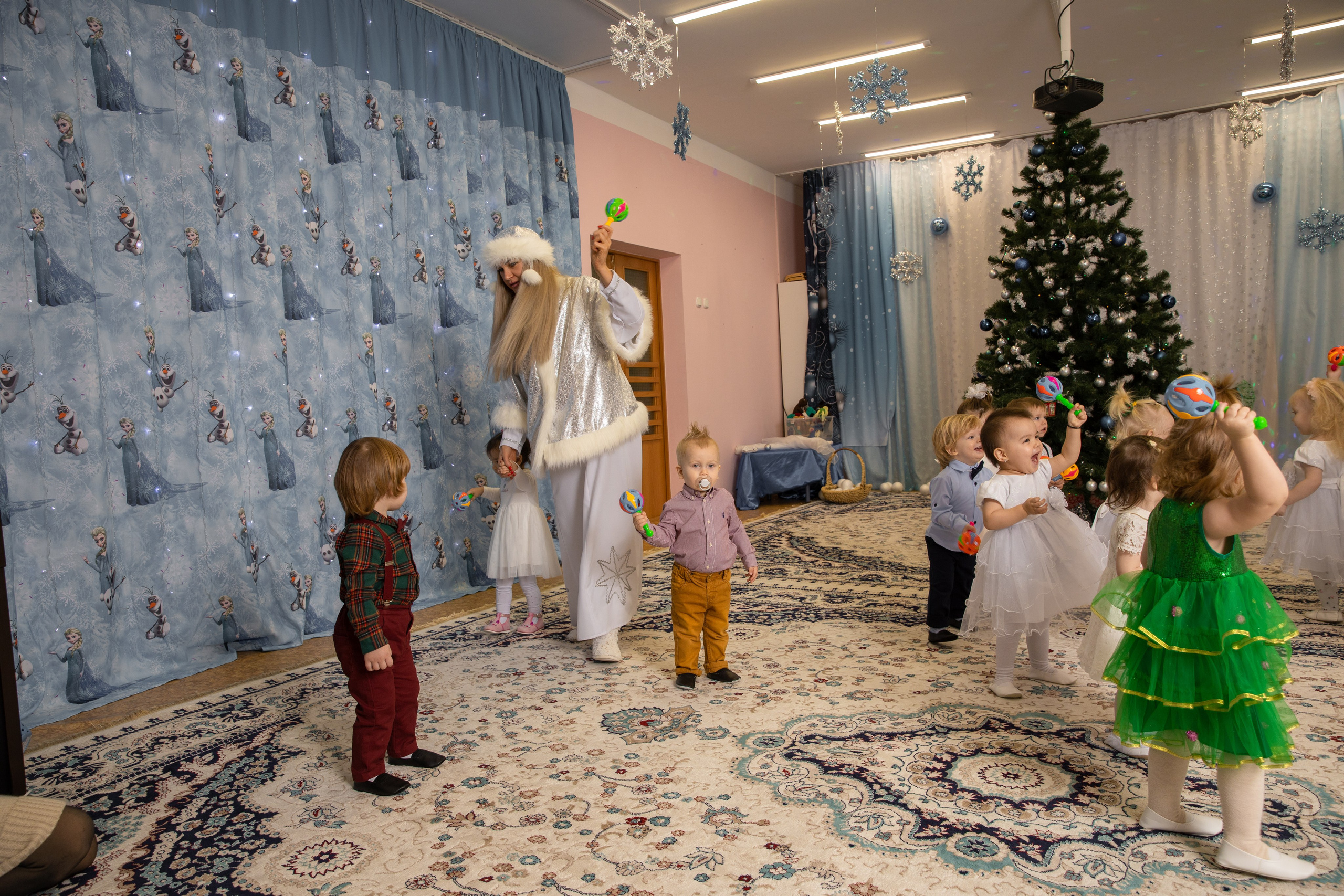 Новогодний утренник Успех. Фотограф в Железнодорожном и Балашихе