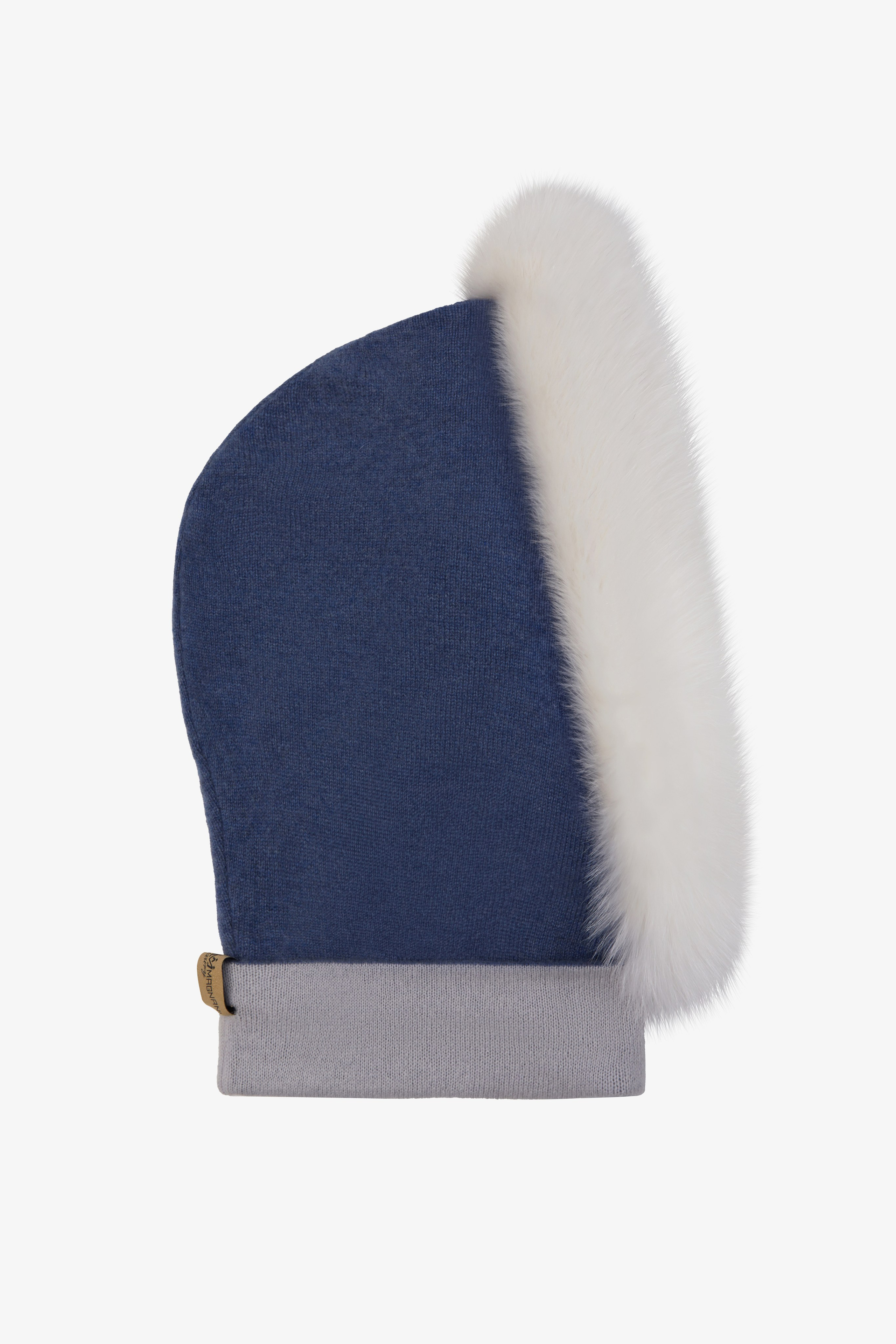 Ретушь фотографий шарфов, головных уборов и поясов | Студия SVITHART