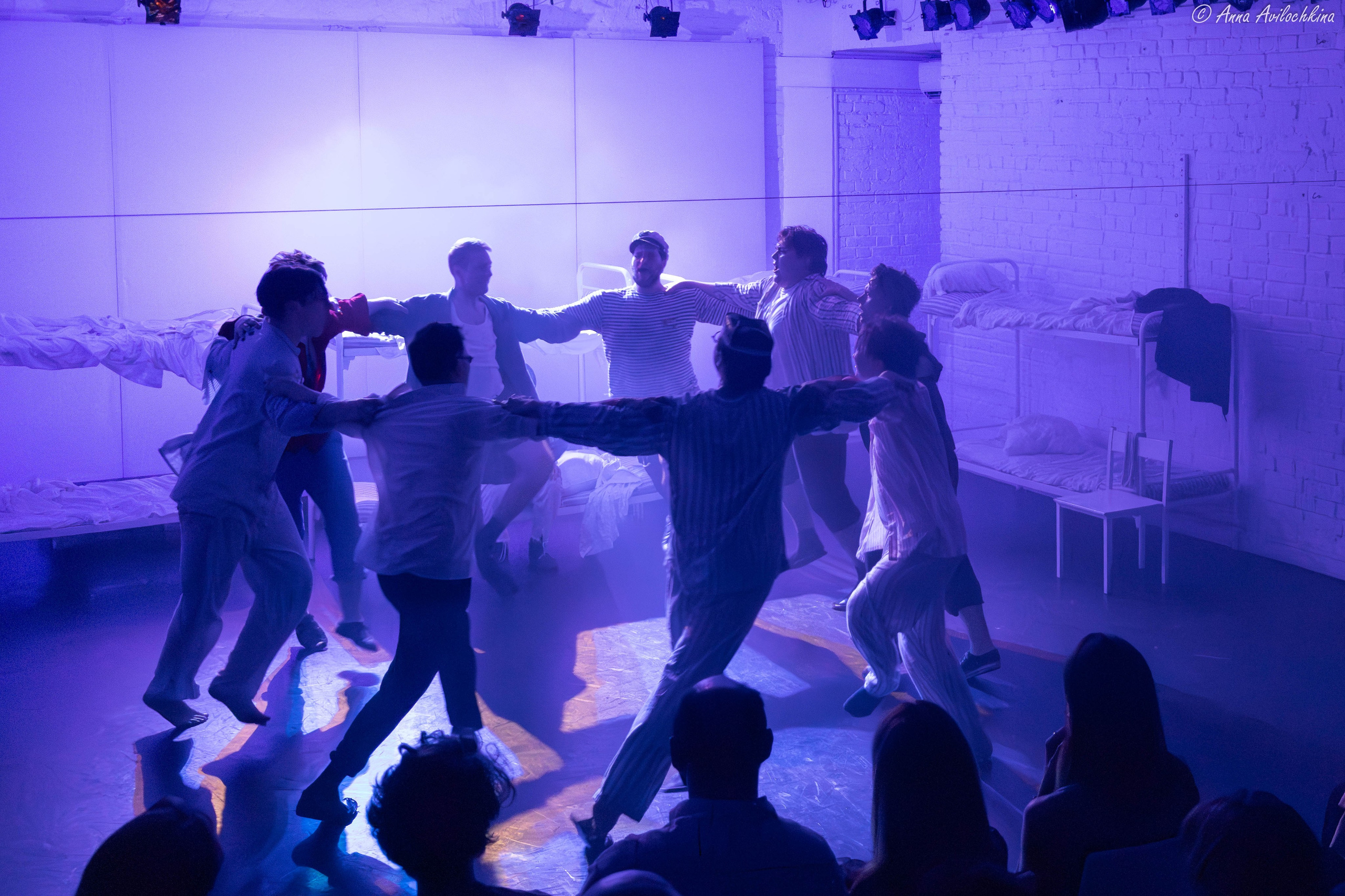 Спектакль «Вальпургиева ночь» в театре МОСТ