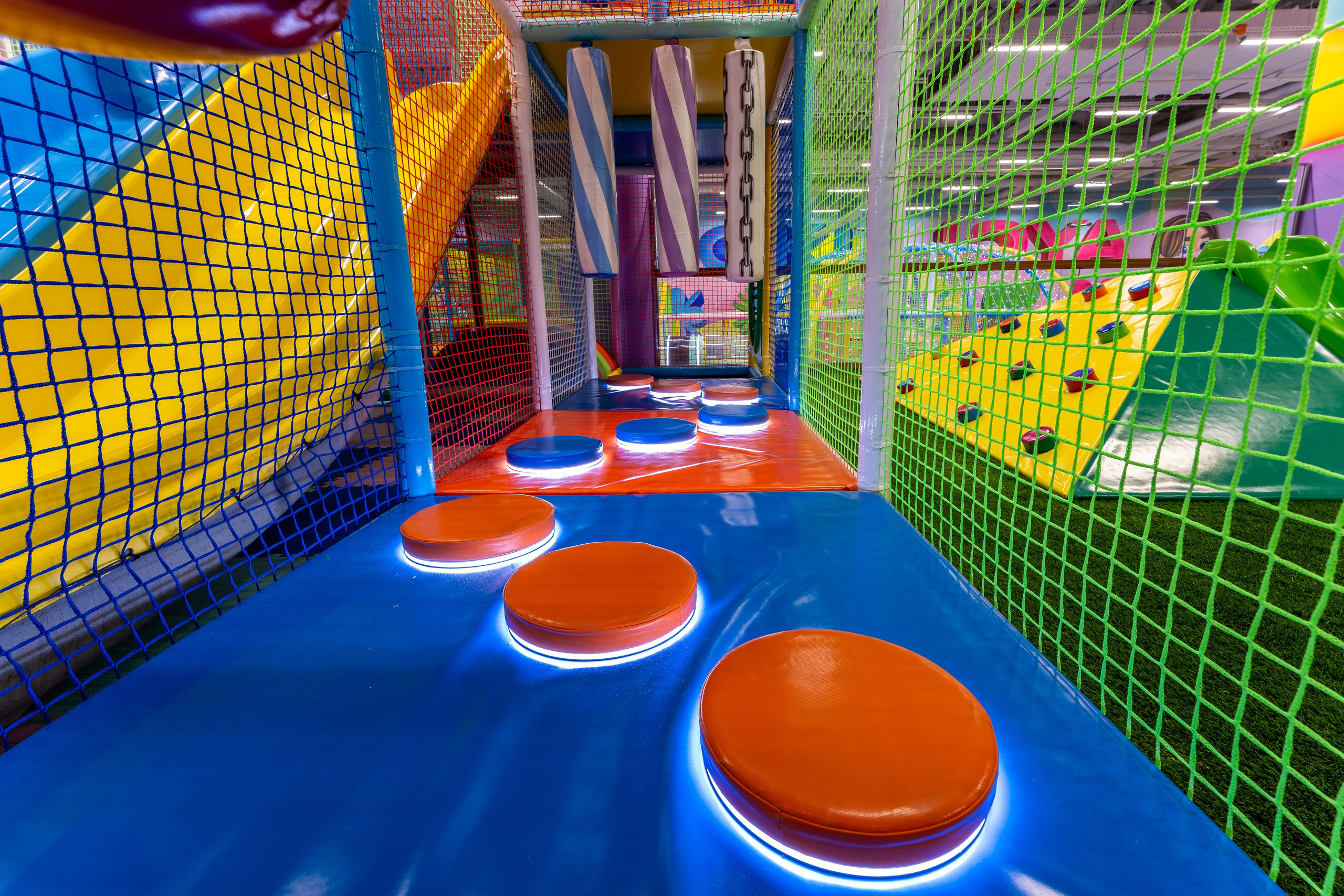 Парк развлечений Joki Joya Лефортово. Интерьерный фотограф Александра Солдатова