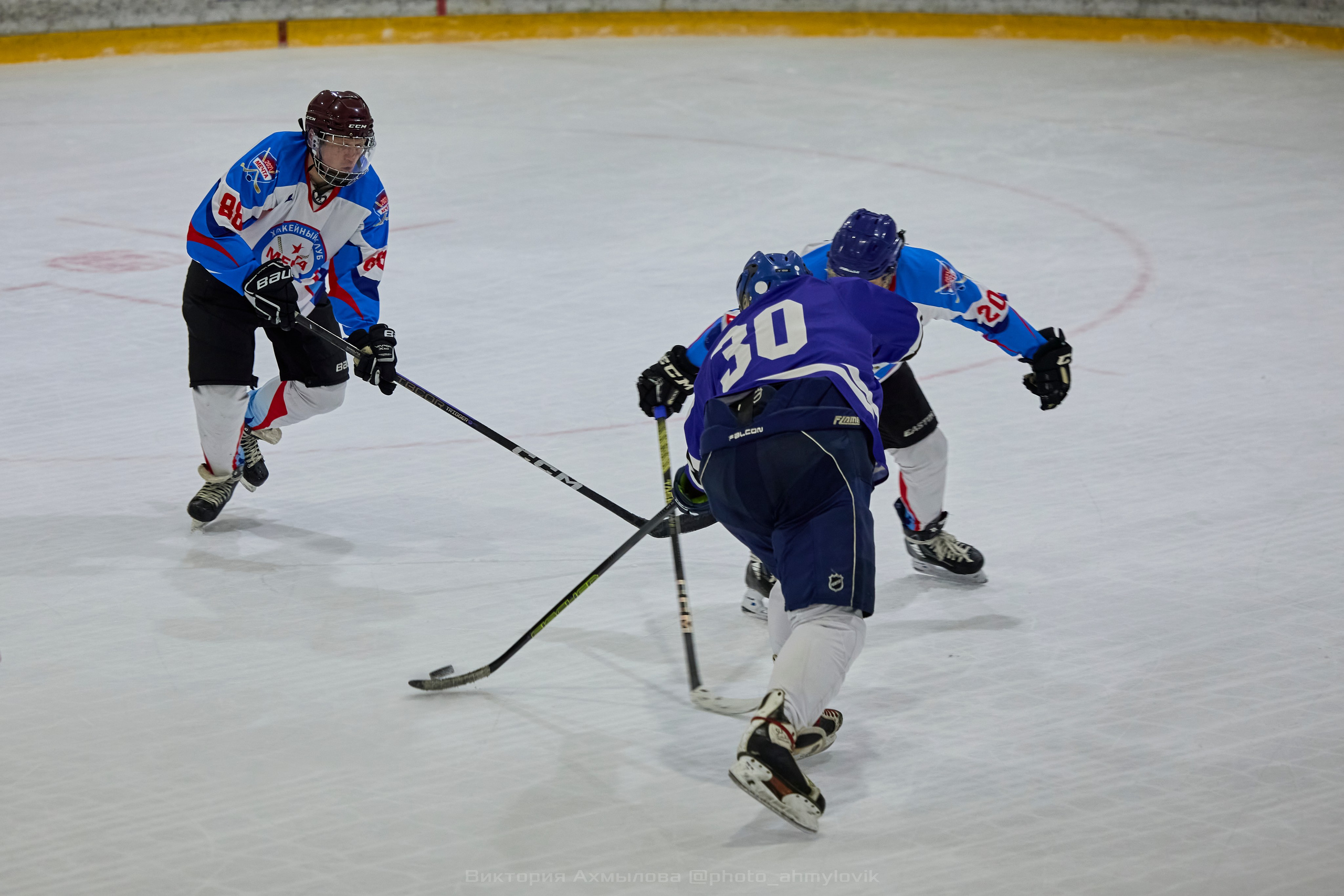 27.04.2025 Северная хоккейная лига. Финал Play-off дивизион Рыцарь. Виктория Ахмылова. Фотограф в Москве