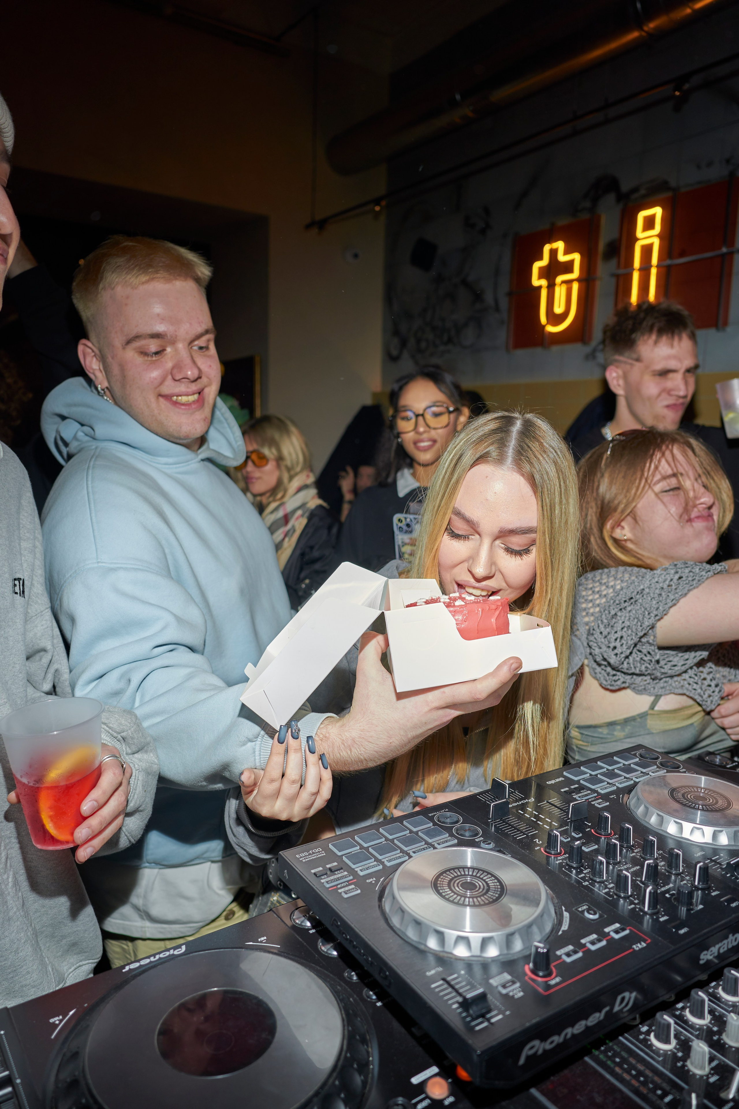 Rad X Tio Bistro. Коммерческий и репортажный фотограф в Санкт-Петербурге — Туся Сушка