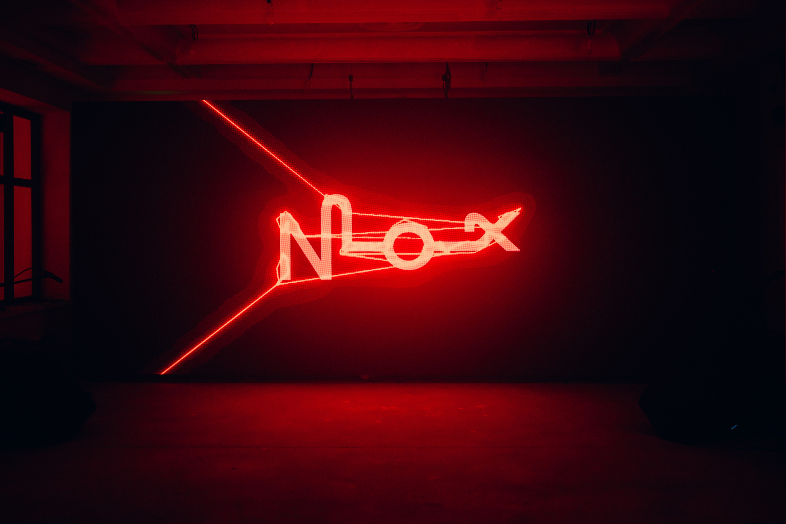 Презентация бутик-отеля «NOX». Главная